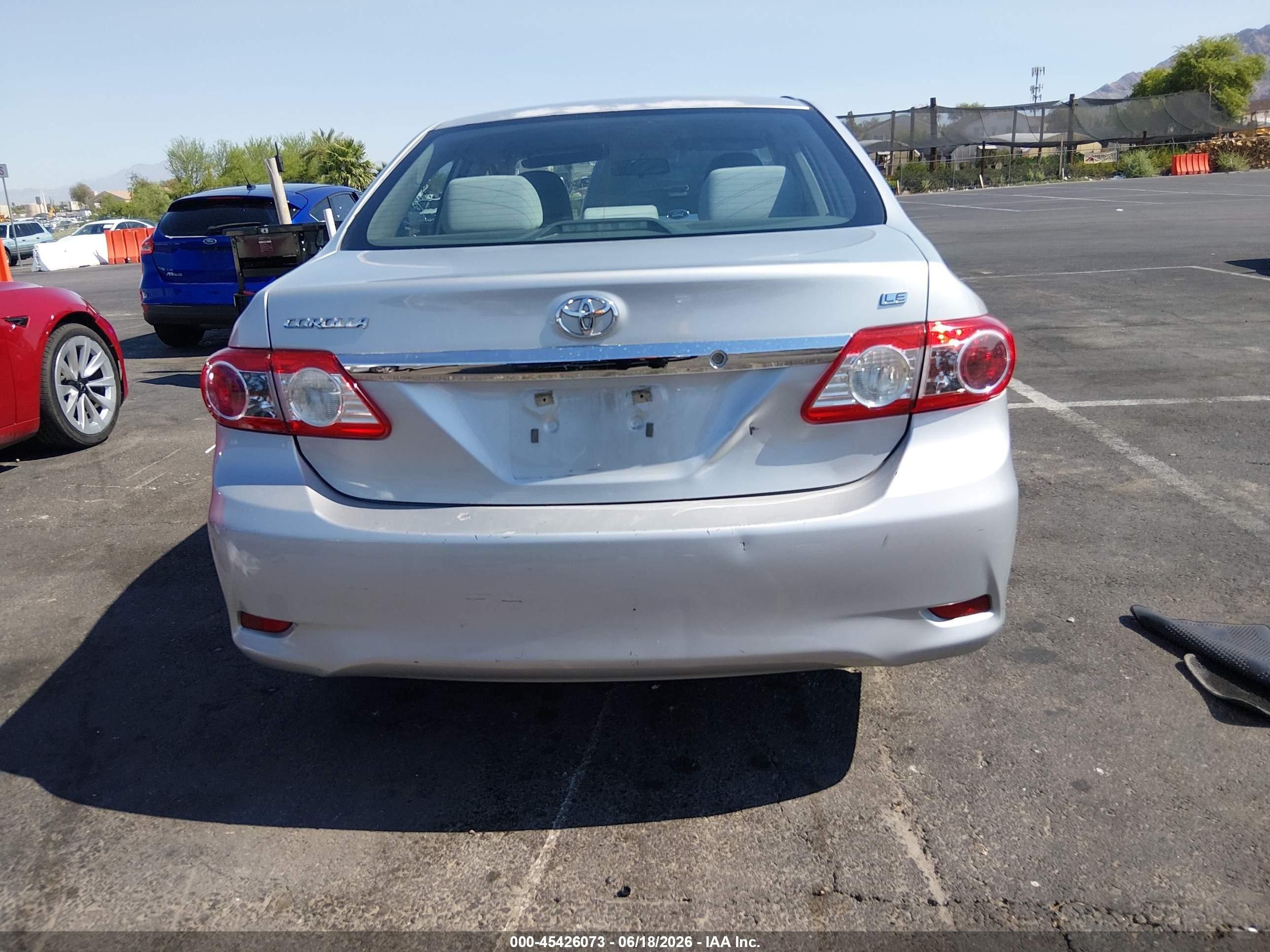2013 Toyota Corolla Le Silver vin: 5YFBU4EE9DP107312