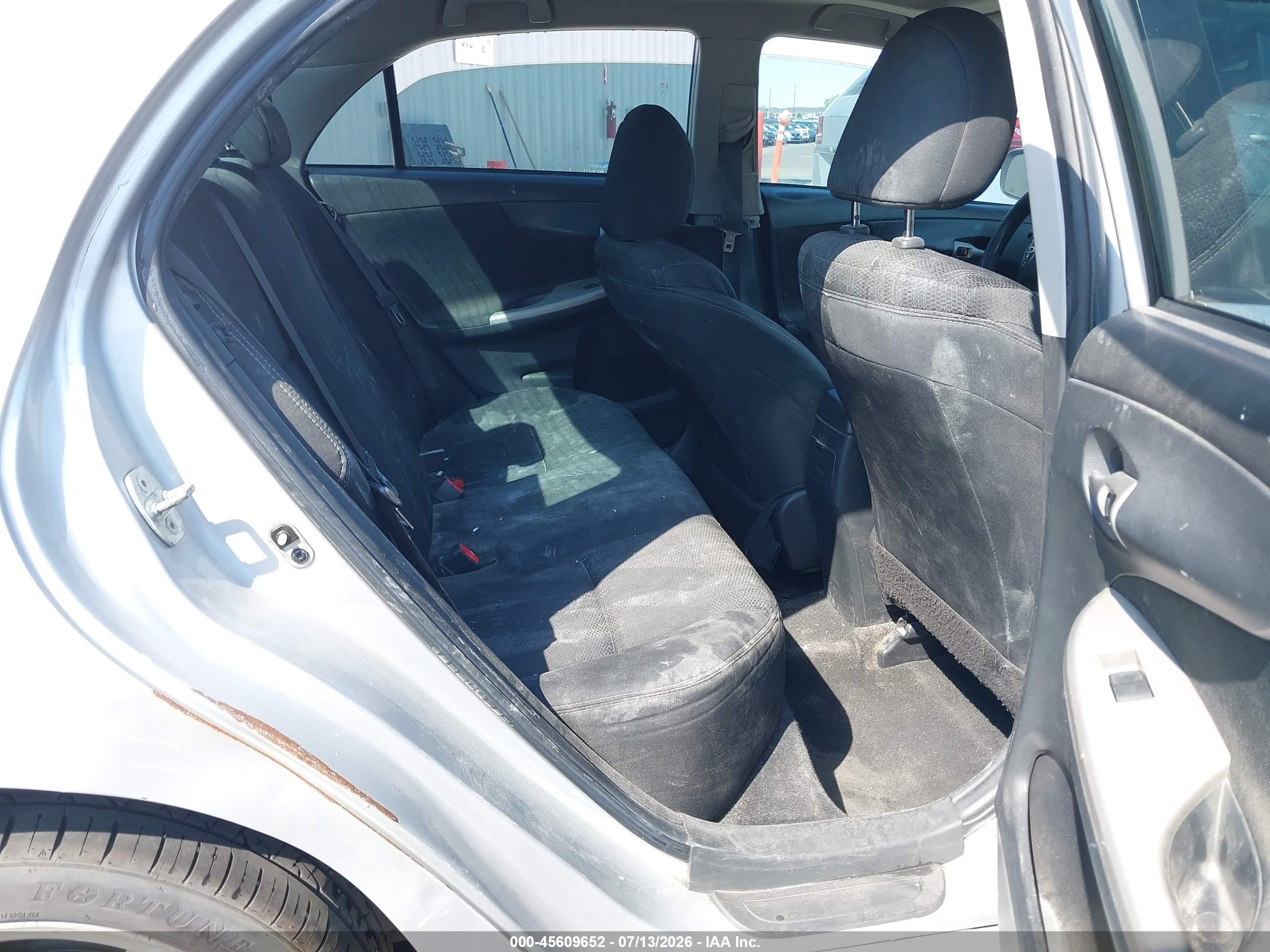 2013 Toyota Corolla S Silver vin: 5YFBU4EE9DP121596