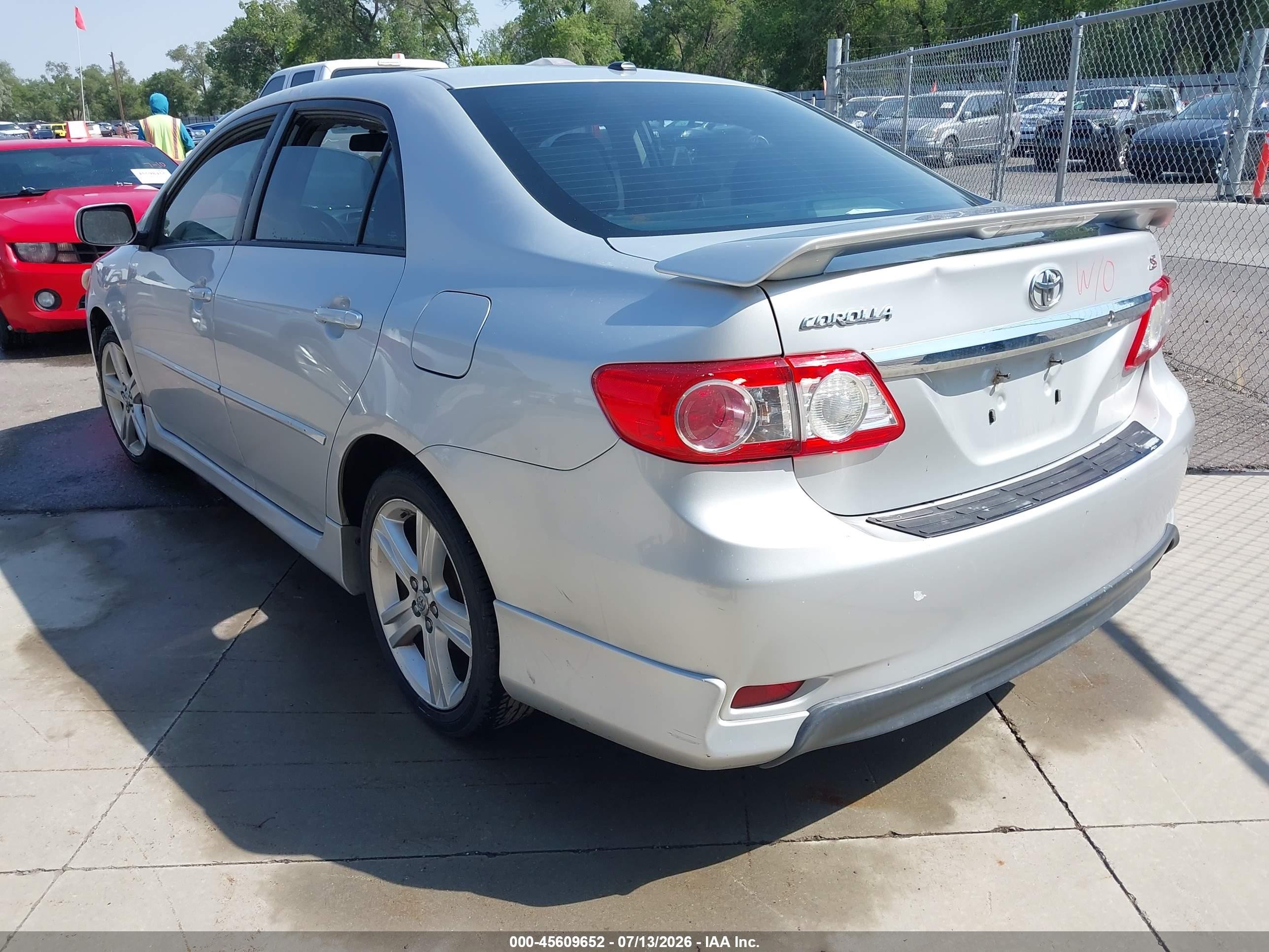 2013 Toyota Corolla S Silver vin: 5YFBU4EE9DP121596