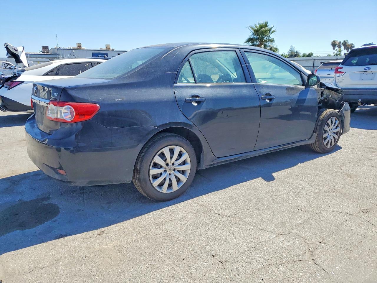 2013 Toyota Corolla Le Black vin: 5YFBU4EE9DP122280