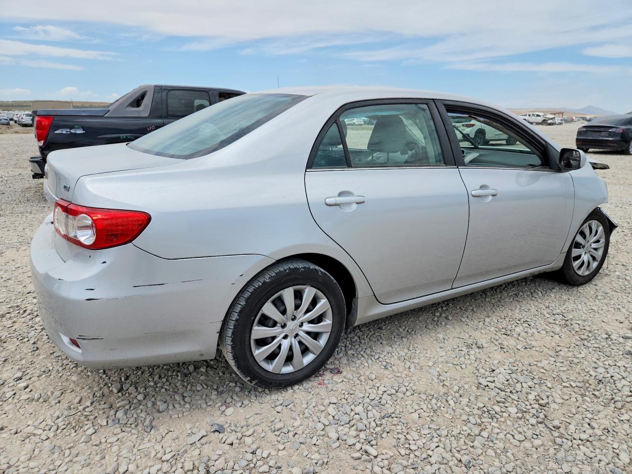 2013 Toyota Corolla Le Silver vin: 5YFBU4EE9DP131903