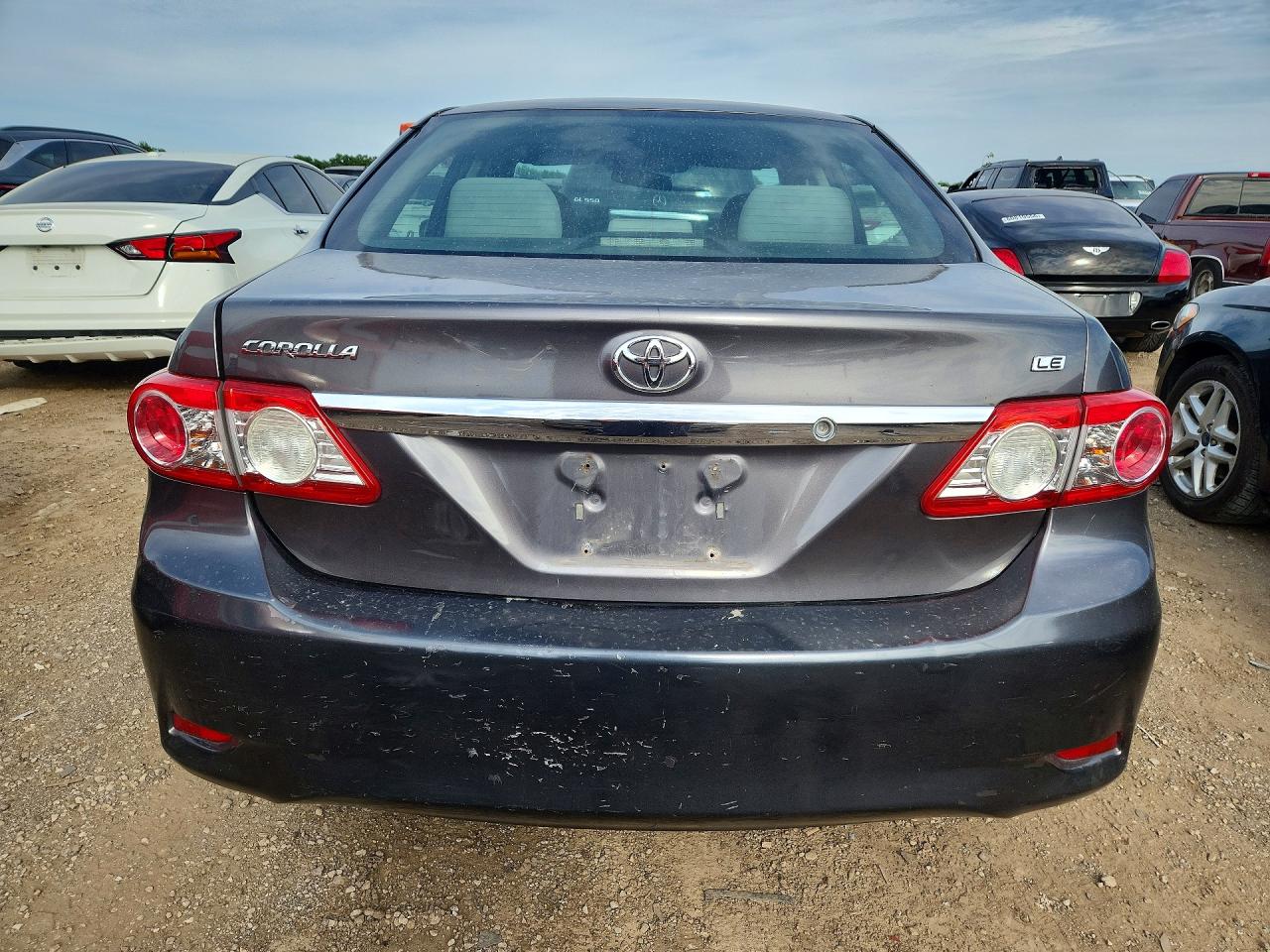 2013 Toyota Corolla Le Gray vin: 5YFBU4EE9DP141508