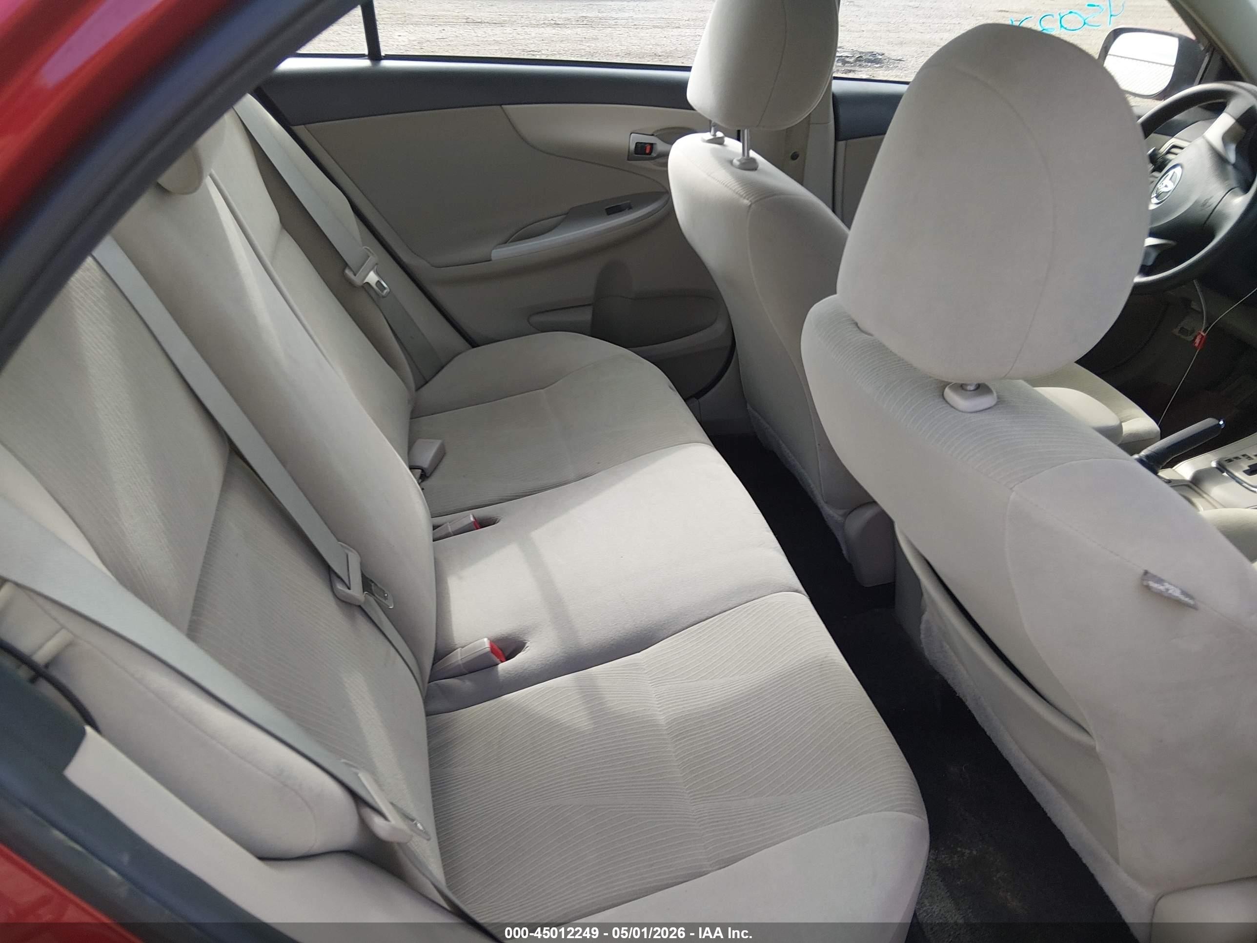 2013 Toyota Corolla Le Red vin: 5YFBU4EE9DP143789