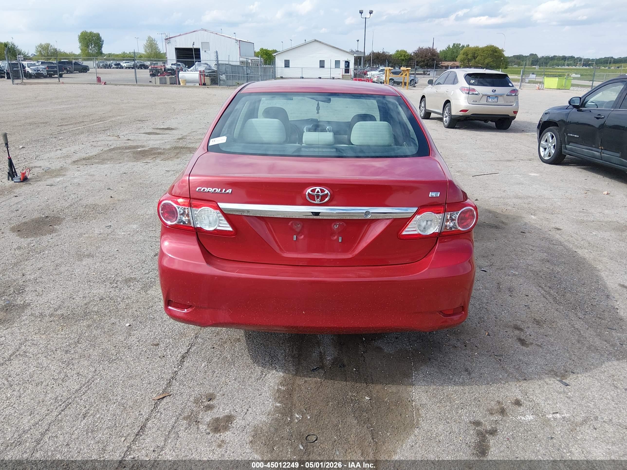 2013 Toyota Corolla Le Red vin: 5YFBU4EE9DP143789