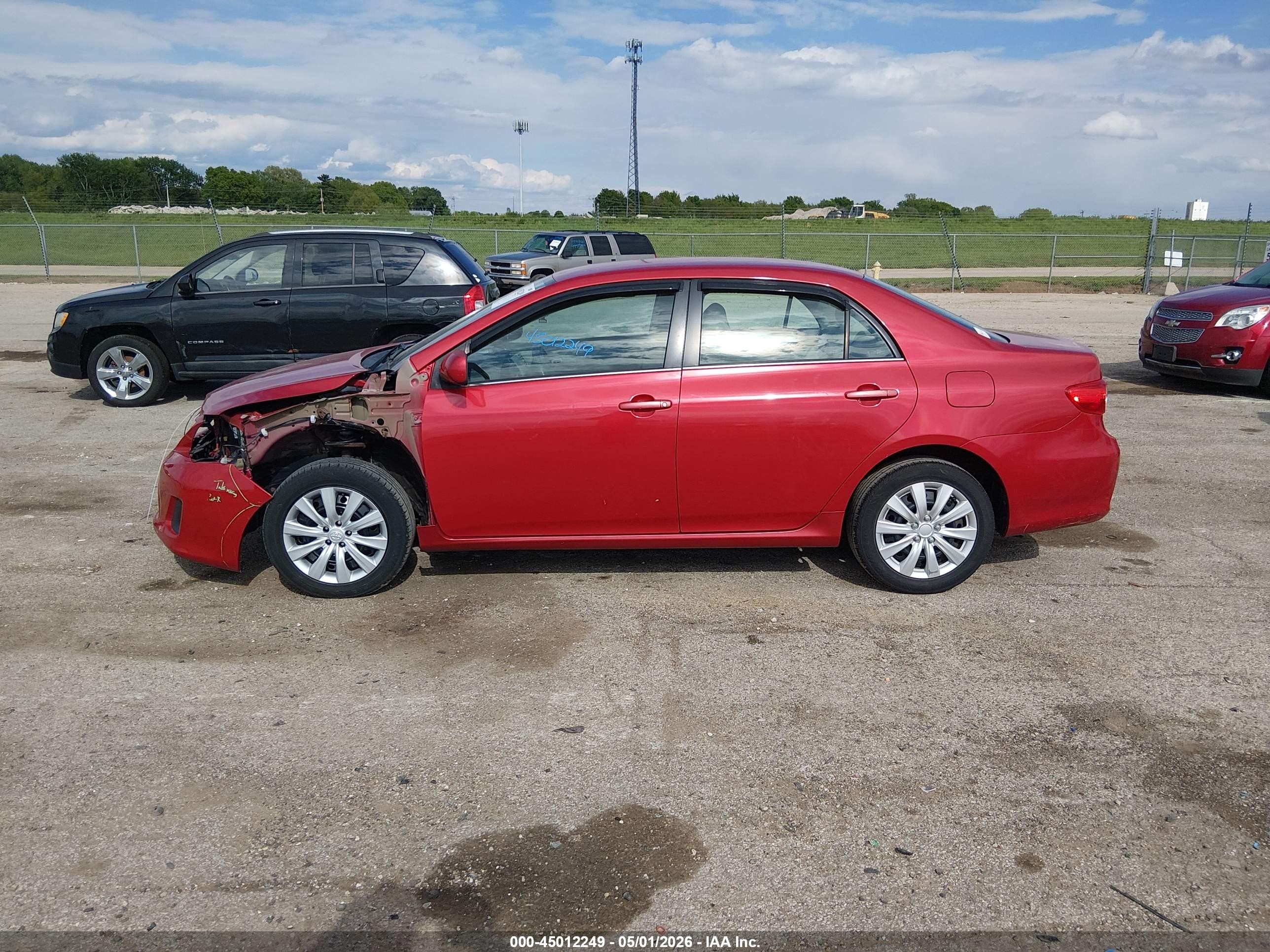 2013 Toyota Corolla Le Red vin: 5YFBU4EE9DP143789