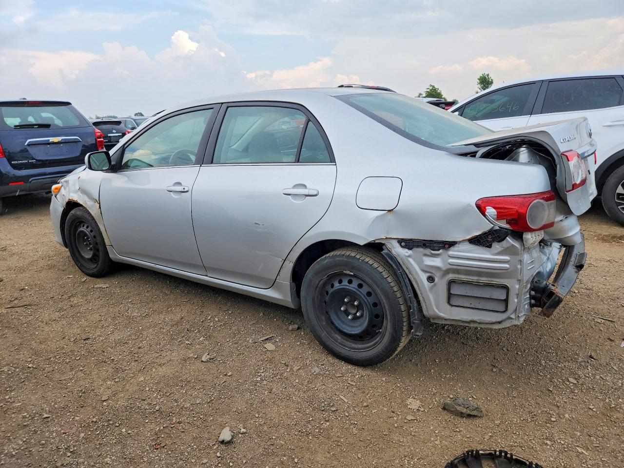 2013 Toyota Corolla Le Silver vin: 5YFBU4EE9DP147597
