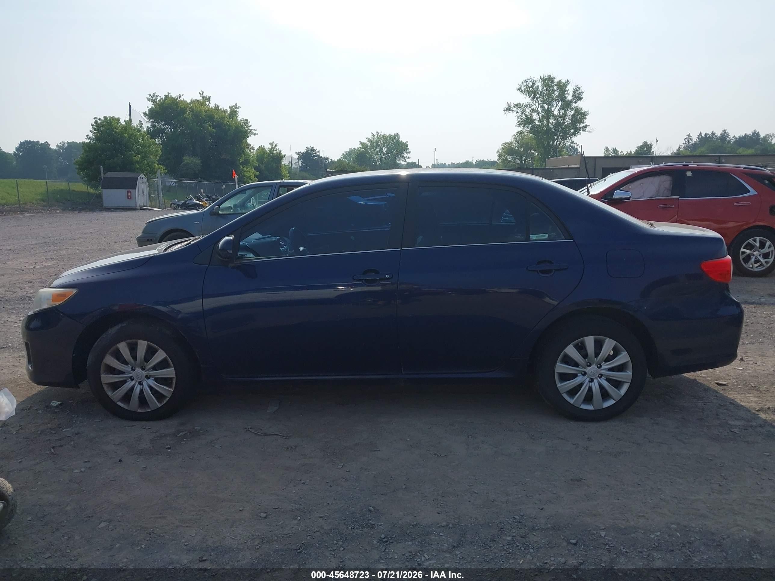2013 Toyota Corolla Le Blue vin: 5YFBU4EE9DP150936