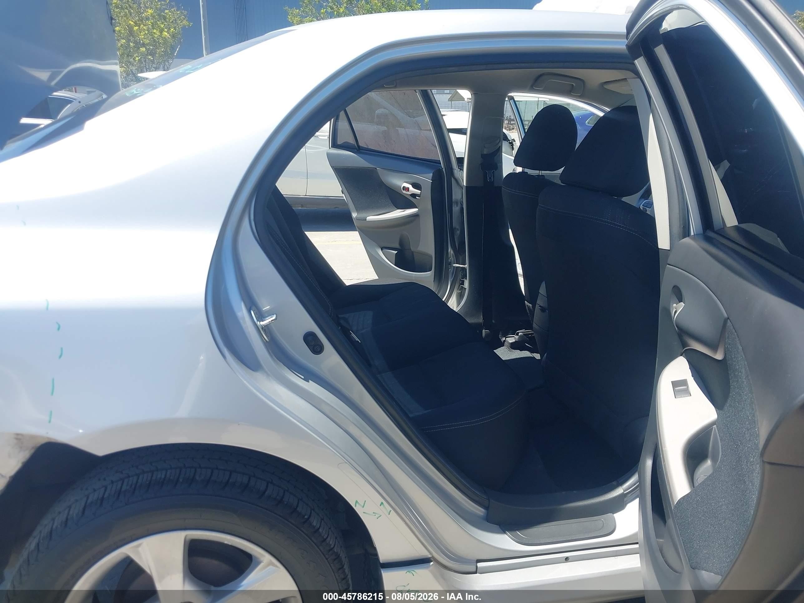 2013 Toyota Corolla S Серебряный vin: 5YFBU4EE9DP152637