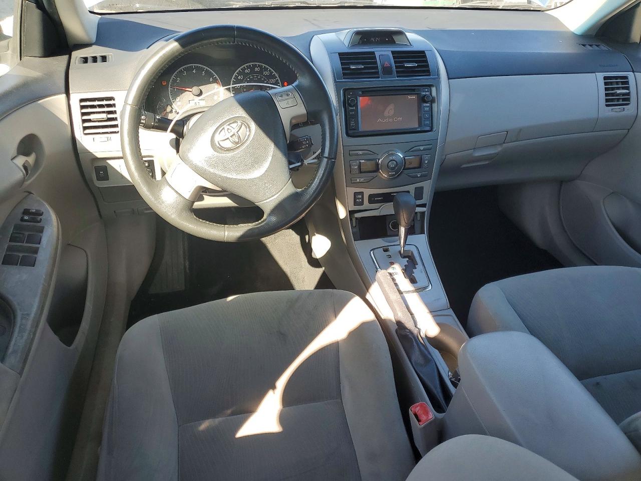 2013 Toyota Corolla Le Blue vin: 5YFBU4EE9DP153335