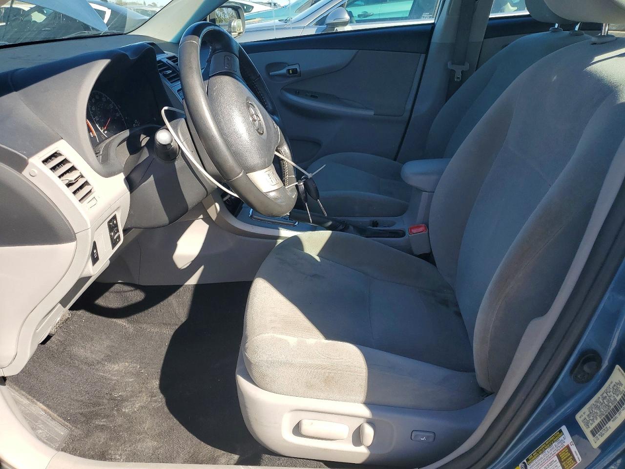 2013 Toyota Corolla Le Blue vin: 5YFBU4EE9DP153335