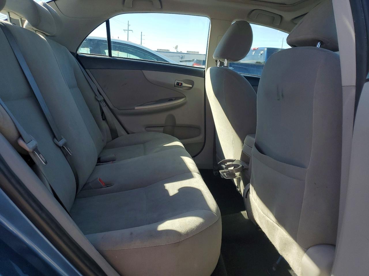 2013 Toyota Corolla Le Blue vin: 5YFBU4EE9DP153335