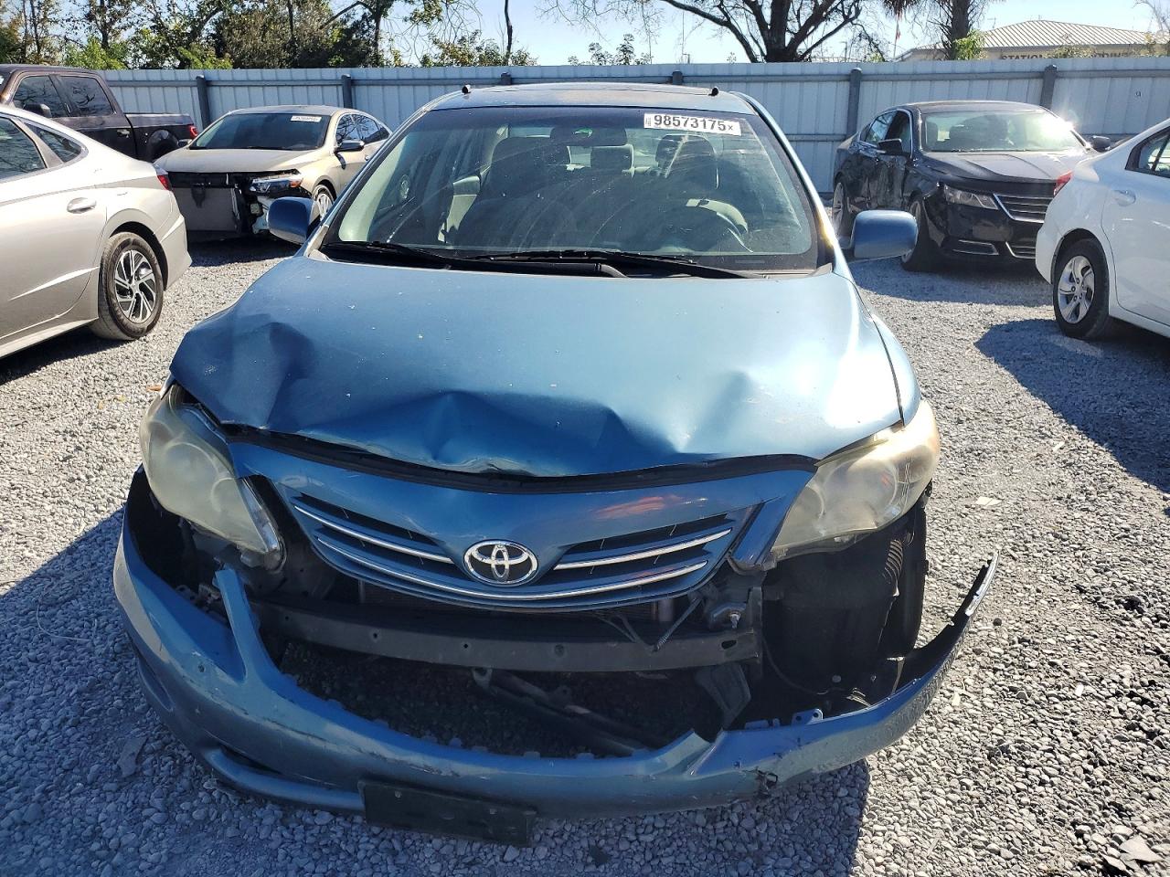 2013 Toyota Corolla Le Blue vin: 5YFBU4EE9DP153335
