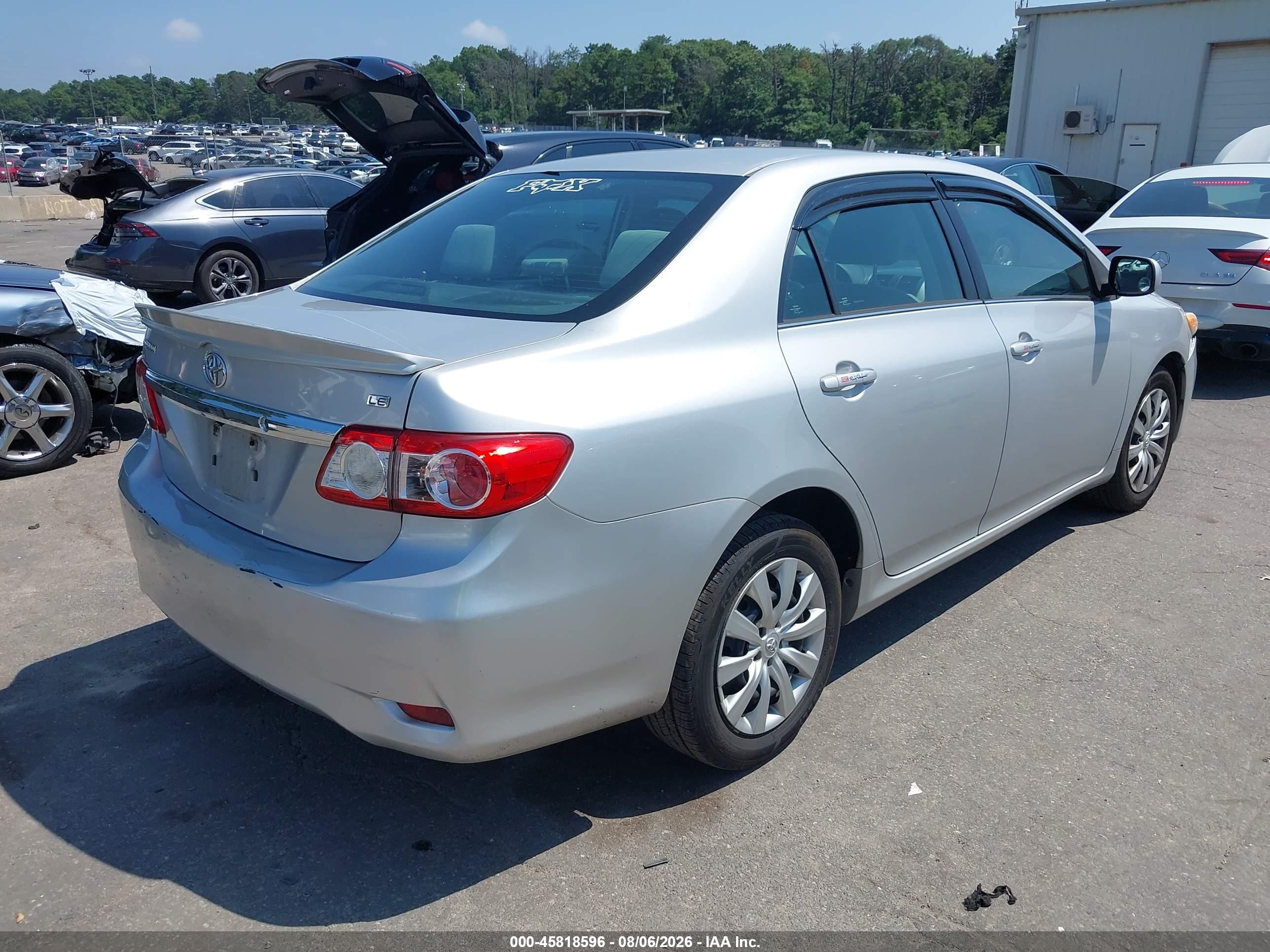 2013 Toyota Corolla Le Silver vin: 5YFBU4EE9DP153531