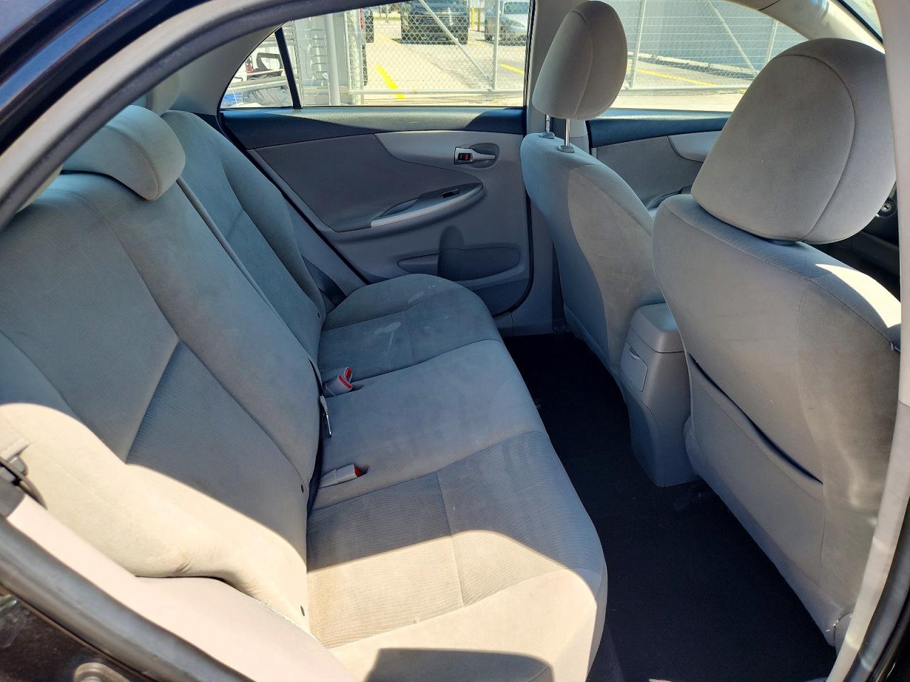 2013 Toyota Corolla Le Black vin: 5YFBU4EE9DP175755