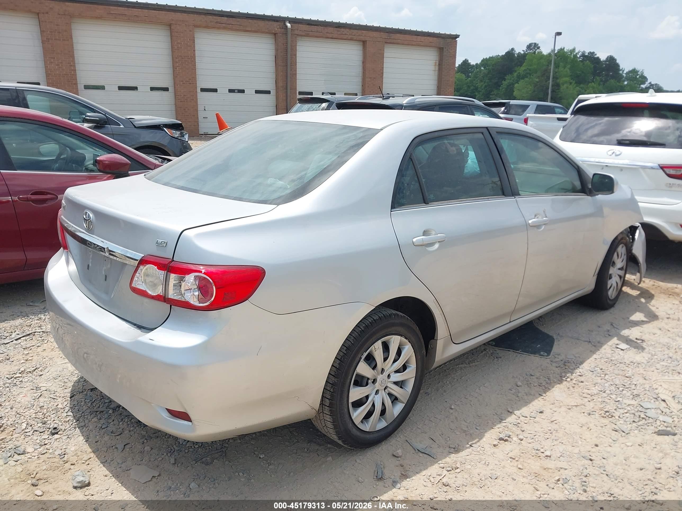 2013 Toyota Corolla Le Silver vin: 5YFBU4EE9DP180129