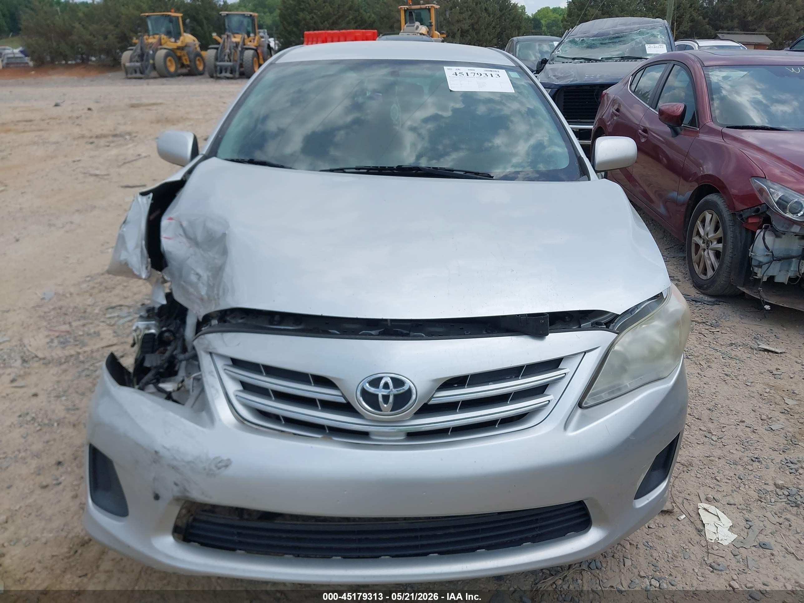 2013 Toyota Corolla Le Silver vin: 5YFBU4EE9DP180129