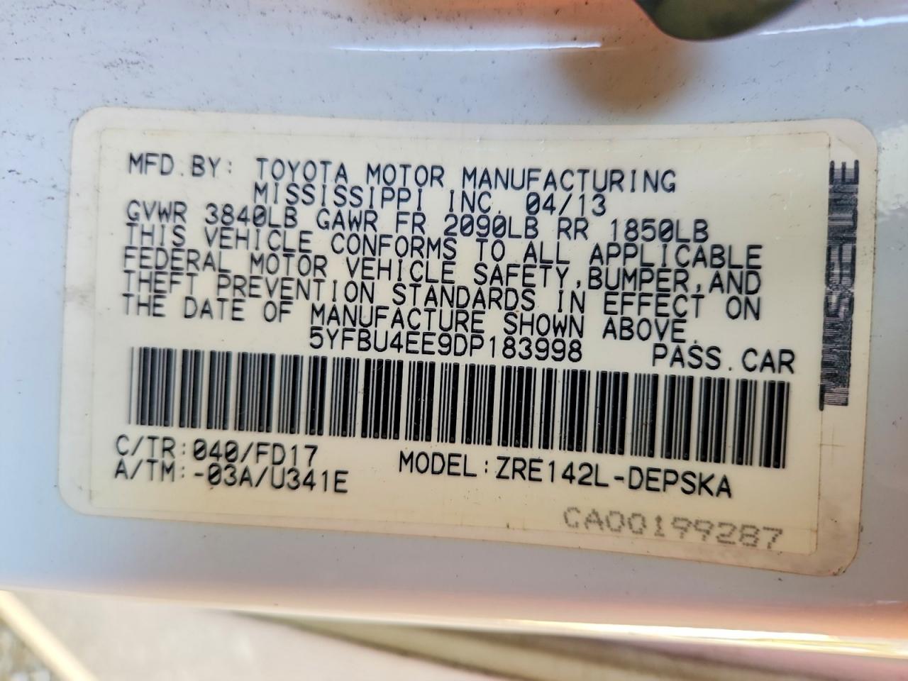 2013 Toyota Corolla S White vin: 5YFBU4EE9DP183998