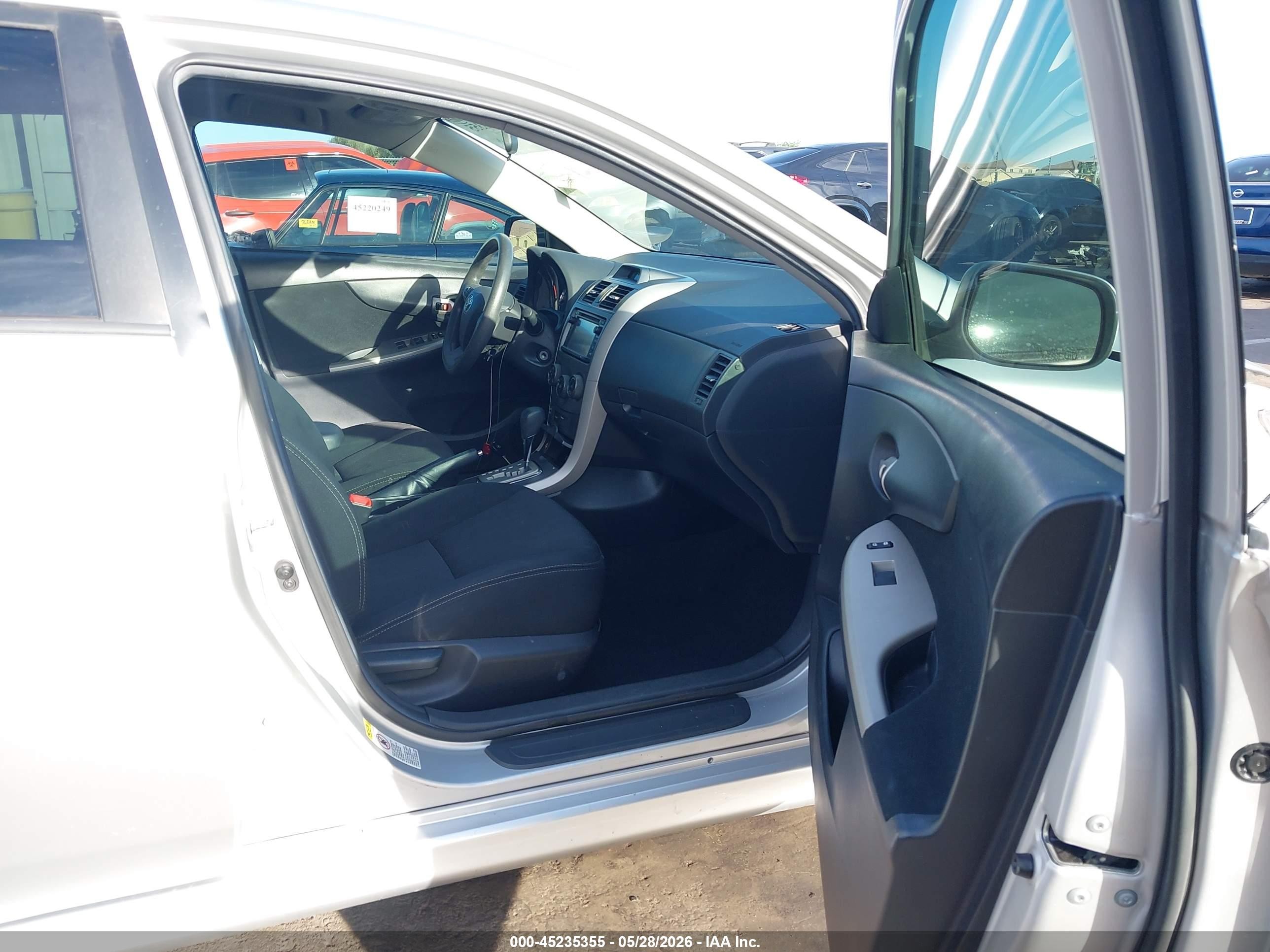 2013 Toyota Corolla S Silver vin: 5YFBU4EE9DP188070