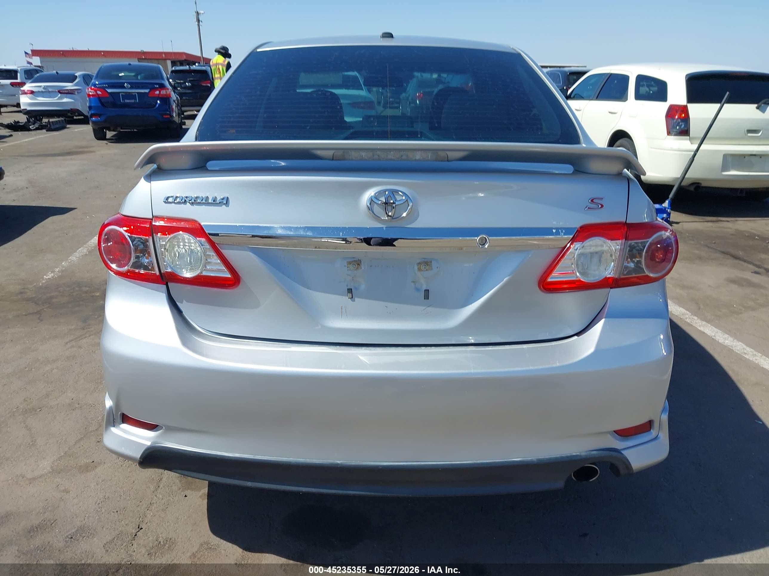 2013 Toyota Corolla S Silver vin: 5YFBU4EE9DP188070