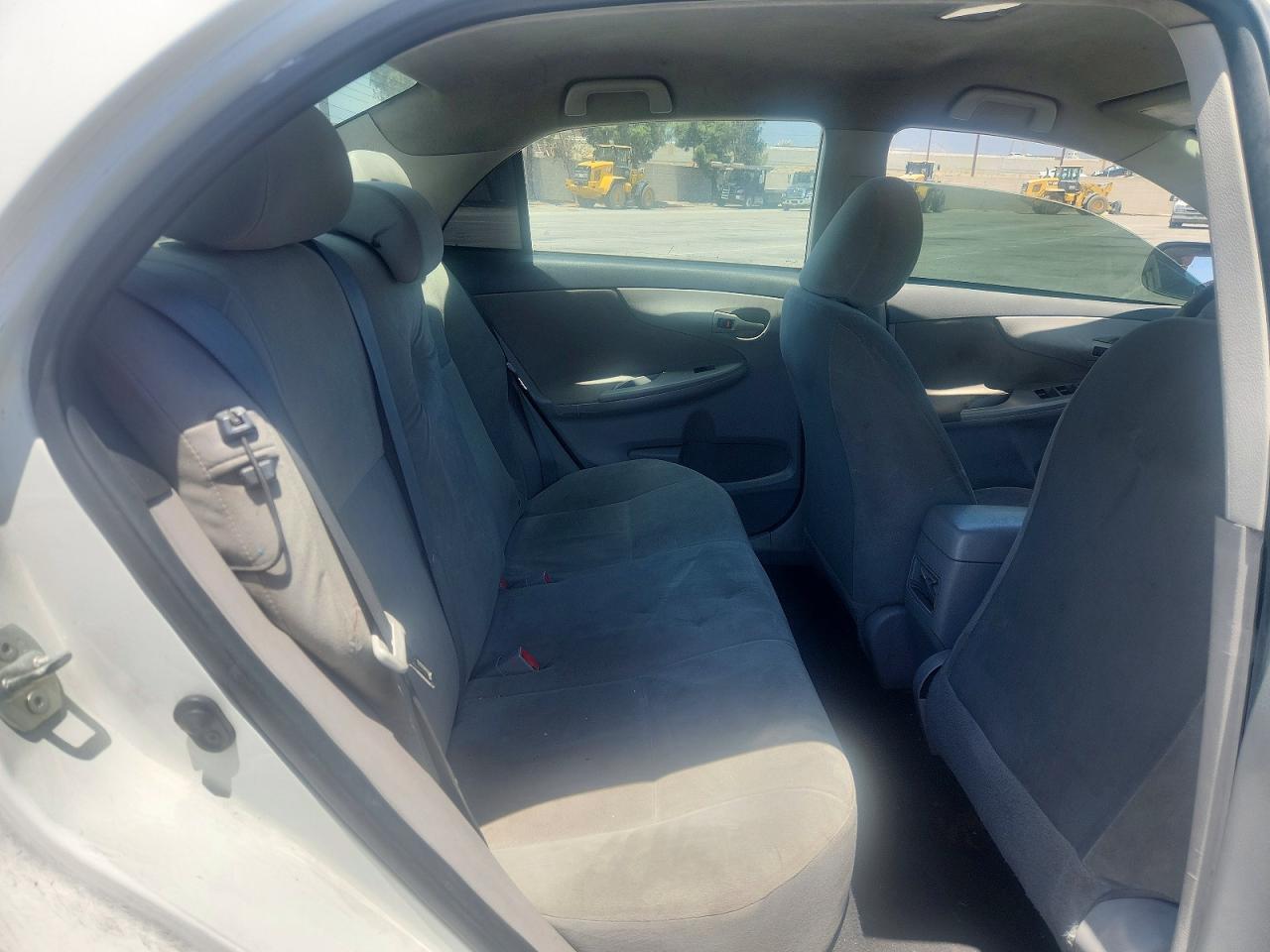 2013 Toyota Corolla White vin: 5YFBU4EE9DP190904