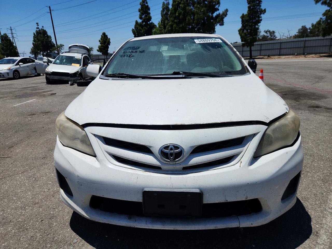 2013 Toyota Corolla White vin: 5YFBU4EE9DP190904