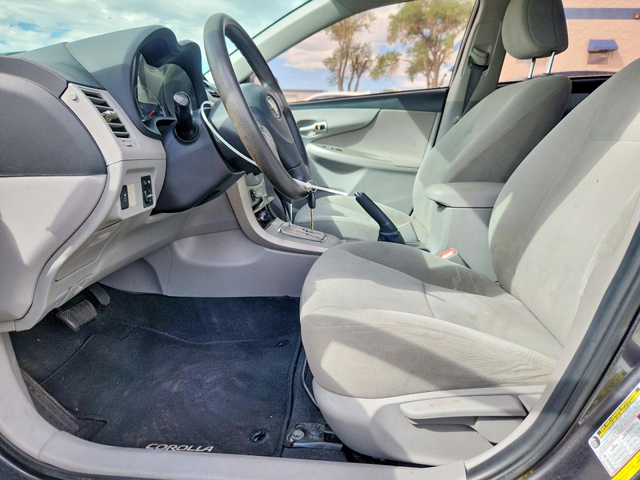 2013 Toyota Corolla Le Gray vin: 5YFBU4EE9DP192426