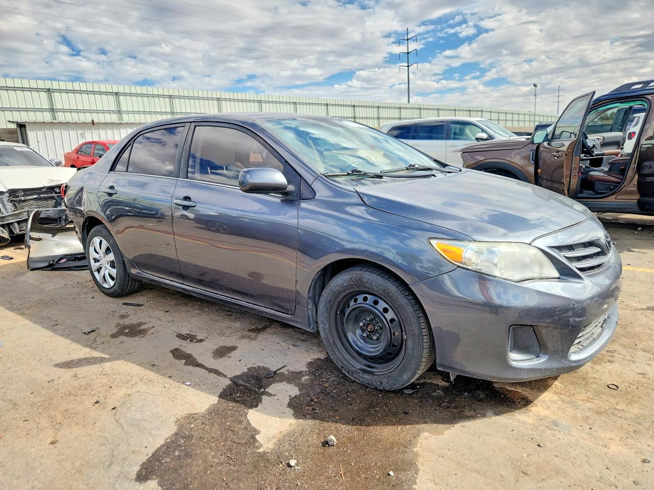 2013 Toyota Corolla Le Gray vin: 5YFBU4EE9DP192426
