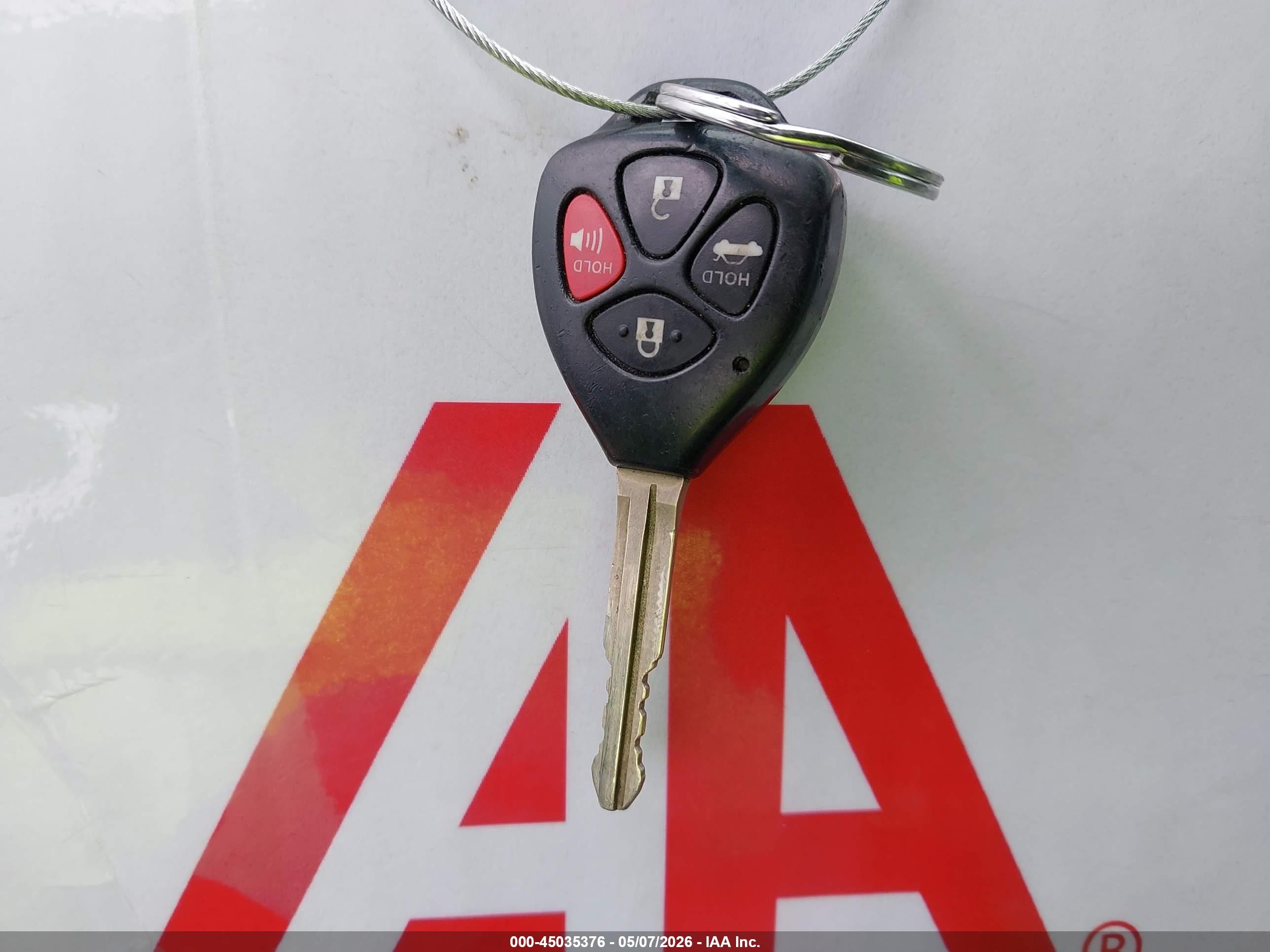 2013 Toyota Corolla Le Silver vin: 5YFBU4EE9DP204428