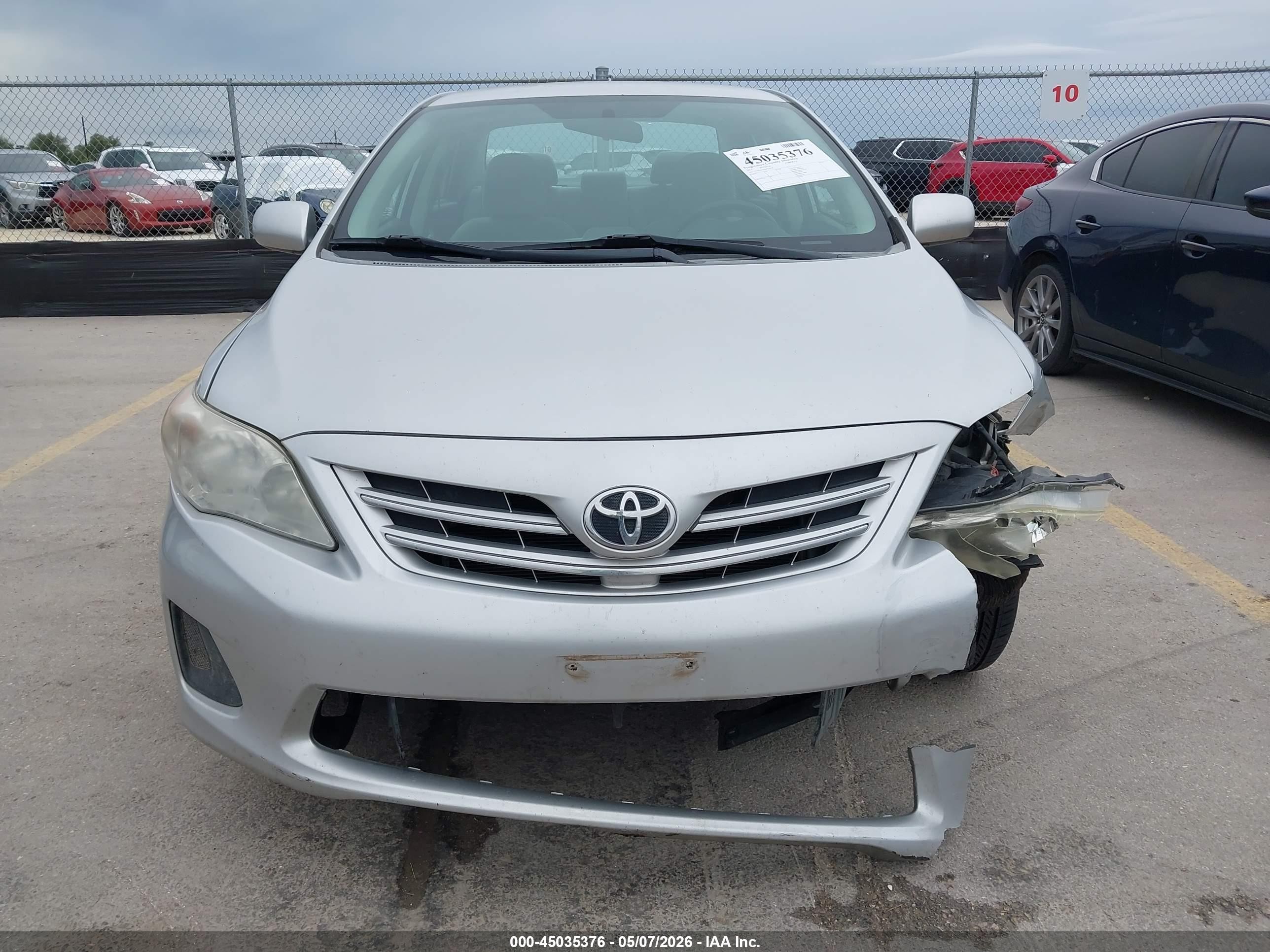 2013 Toyota Corolla Le Silver vin: 5YFBU4EE9DP204428