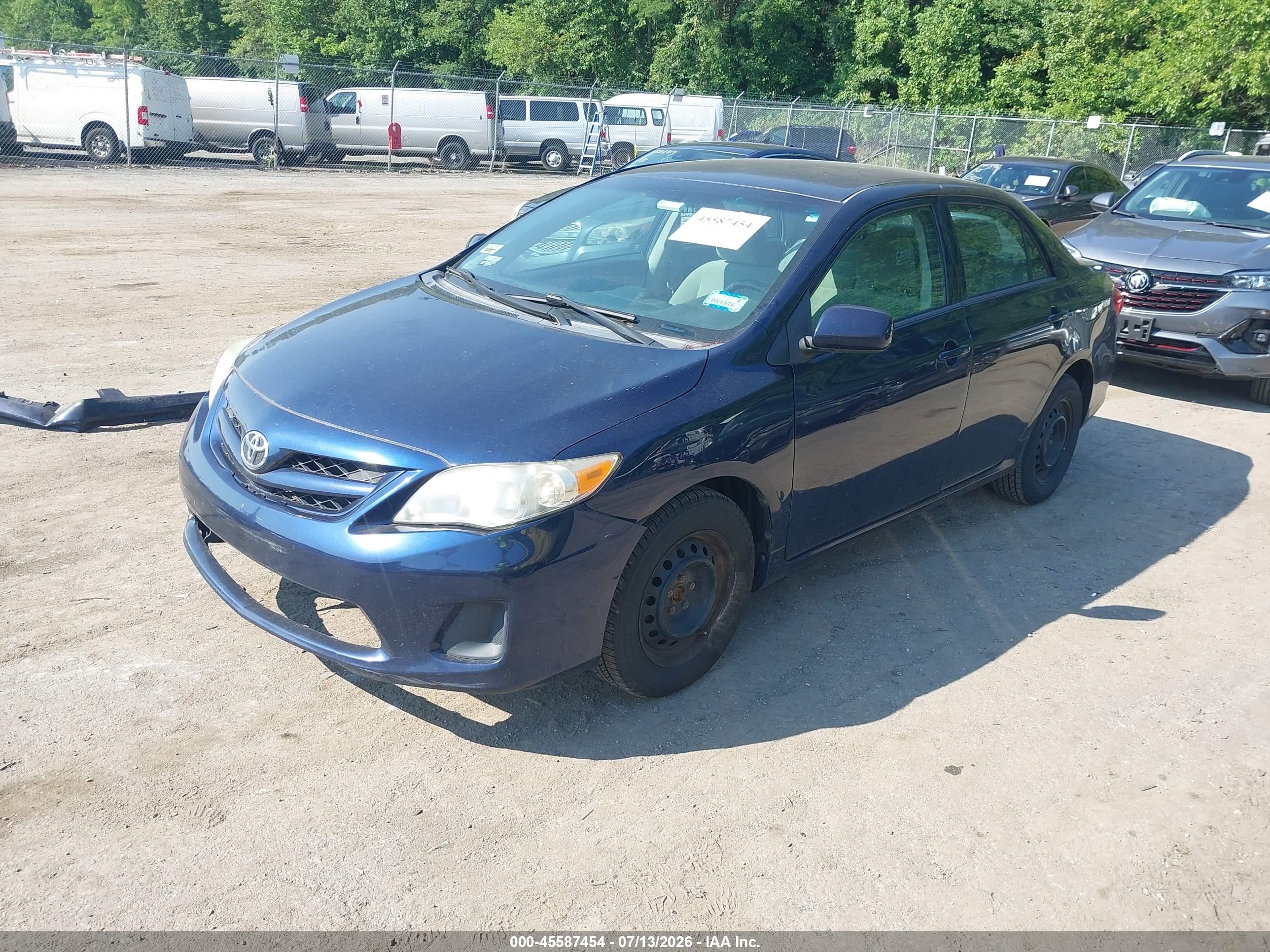 2013 Toyota Corolla L Blue vin: 5YFBU4EE9DP210407