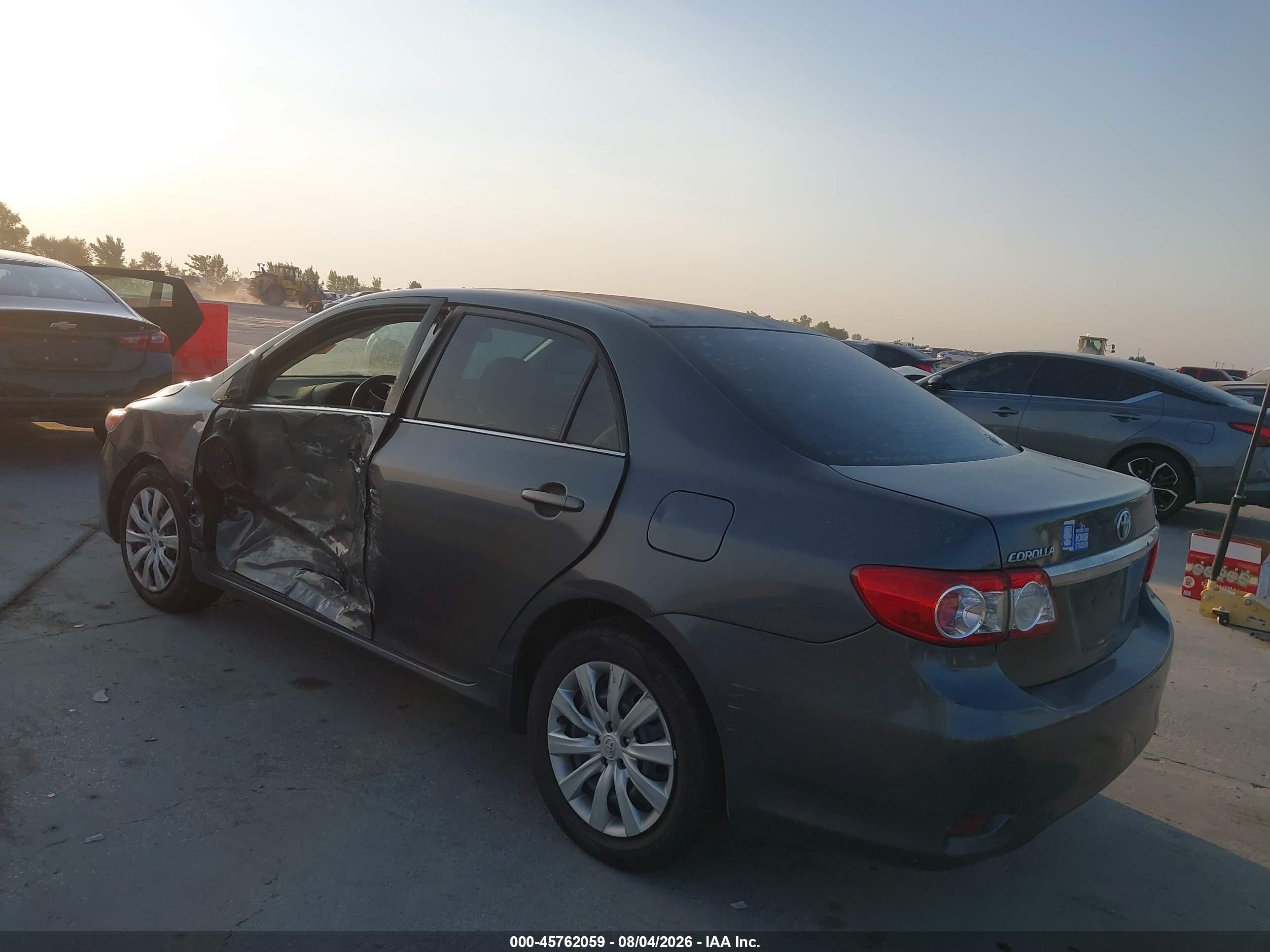 2013 Toyota Corolla Le Gray vin: 5YFBU4EE9DP223531
