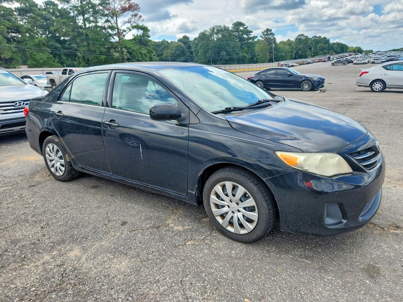 2013 Toyota Corolla Le Black vin: 5YFBU4EE9DP223738