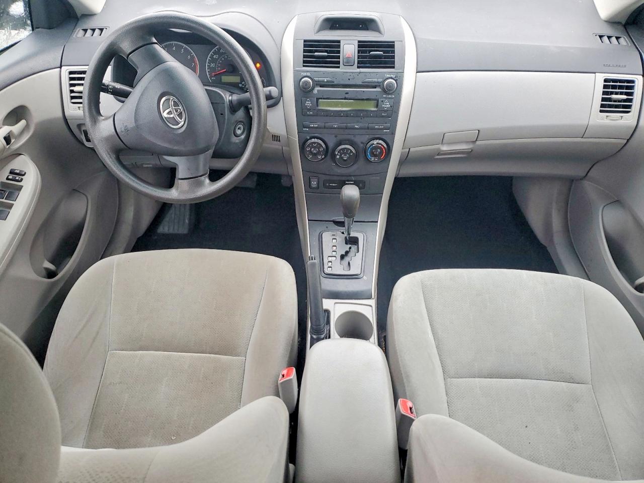2013 Toyota Corolla L White vin: 5YFBU4EE9DP224405