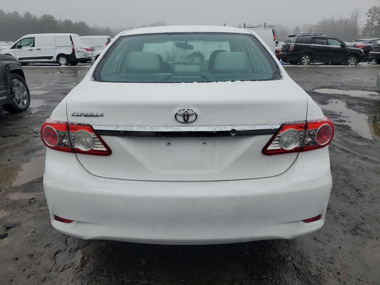 2013 Toyota Corolla L White vin: 5YFBU4EE9DP224405 Damage: Rear Bumper, Heavy Scratch, 1/2 To 1 Inch