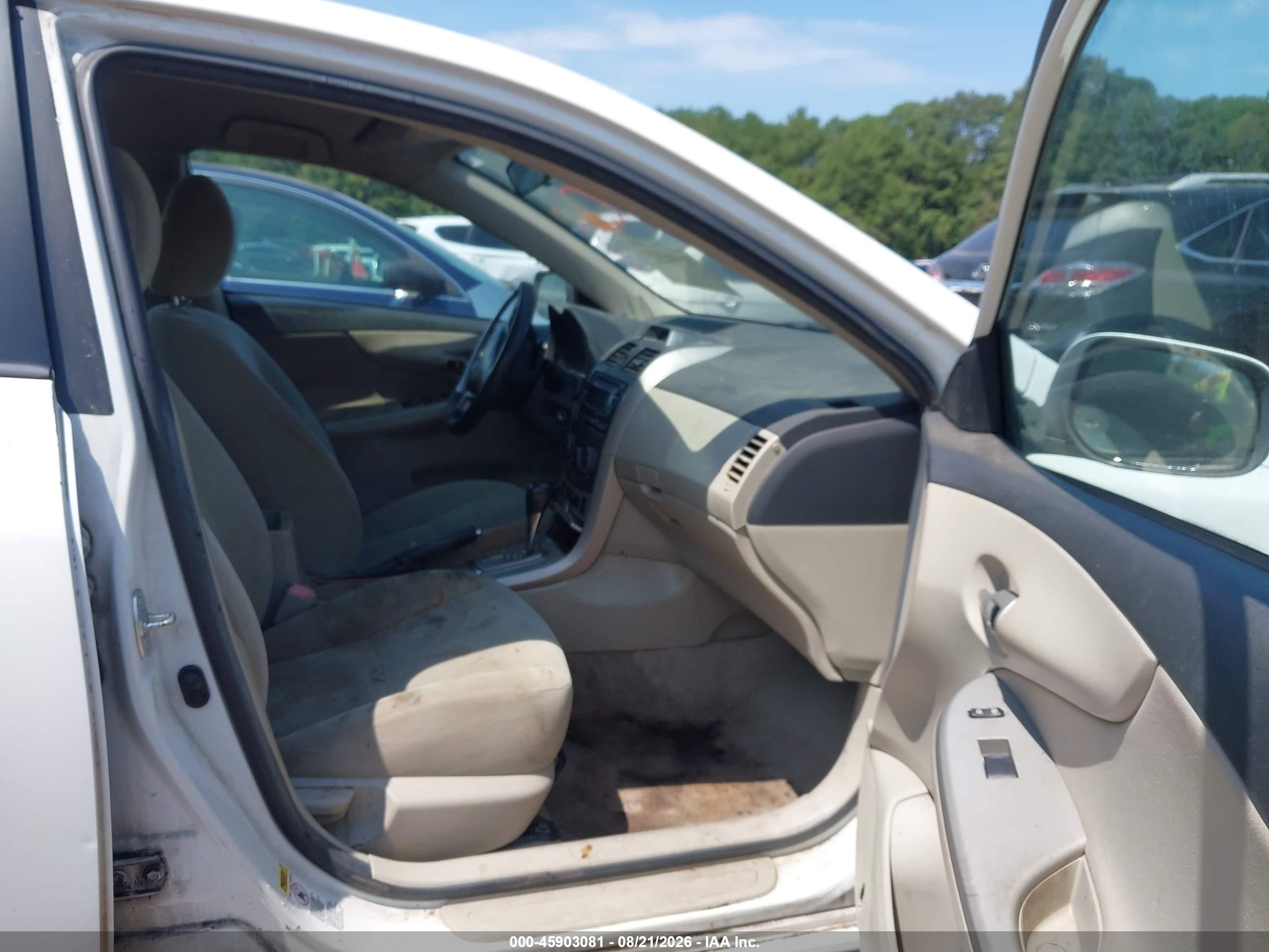 2012 Toyota Corolla Le White vin: 5YFBU4EEXCP040511