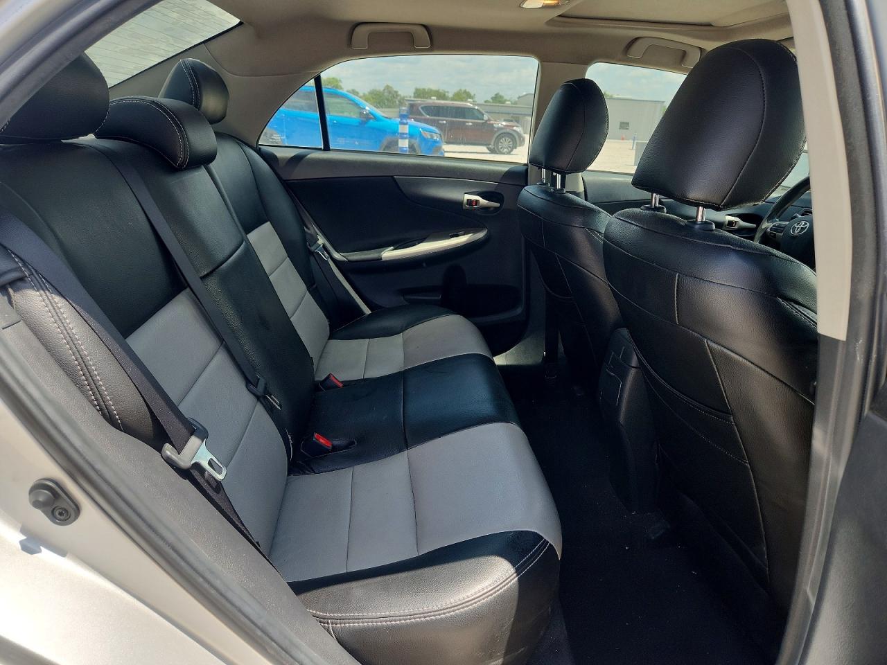 2012 Toyota Corolla S Silver vin: 5YFBU4EEXCP045398