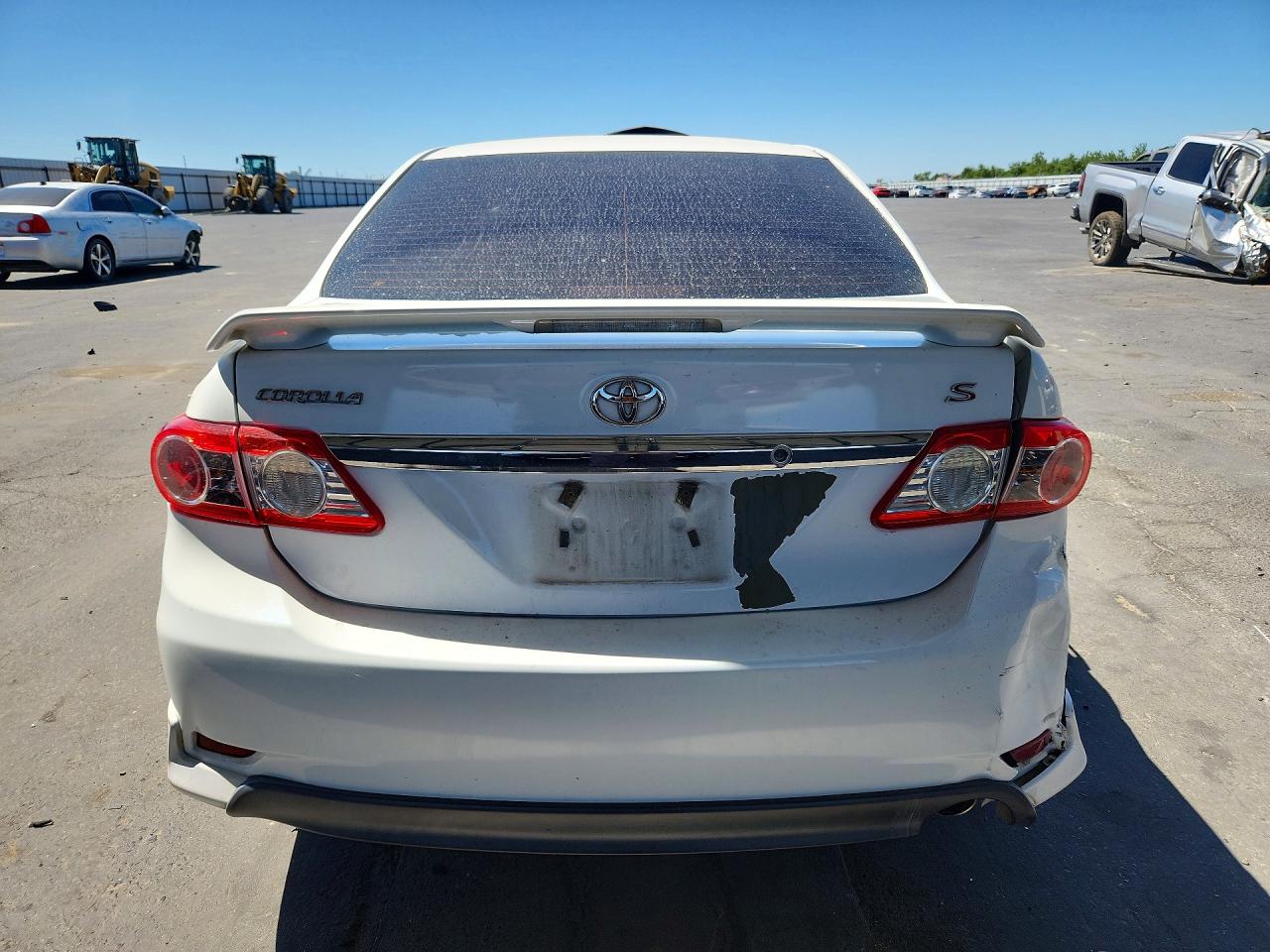 2012 Toyota Corolla S White vin: 5YFBU4EEXCP046423