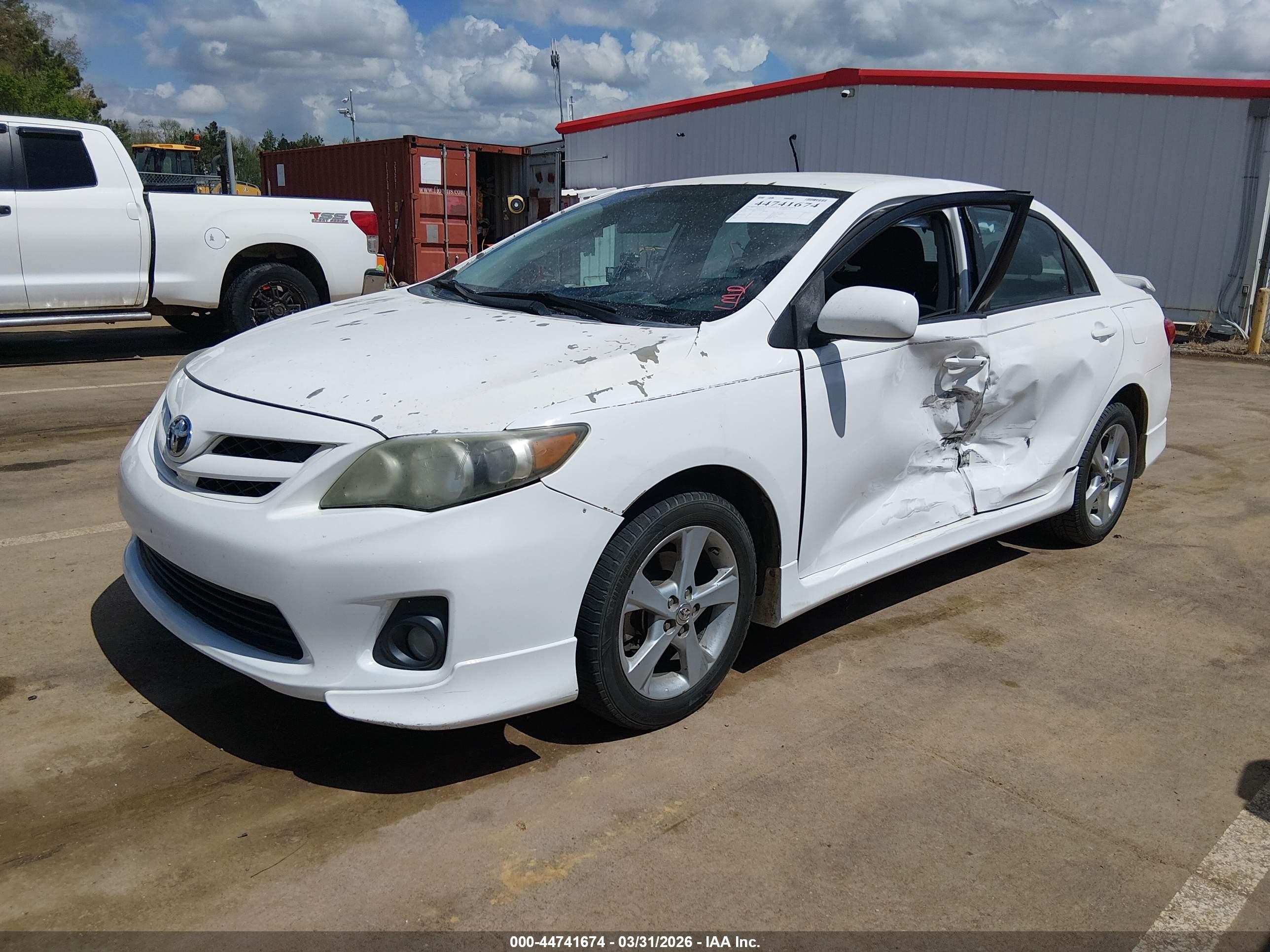 2012 Toyota Corolla S White vin: 5YFBU4EEXCP056790