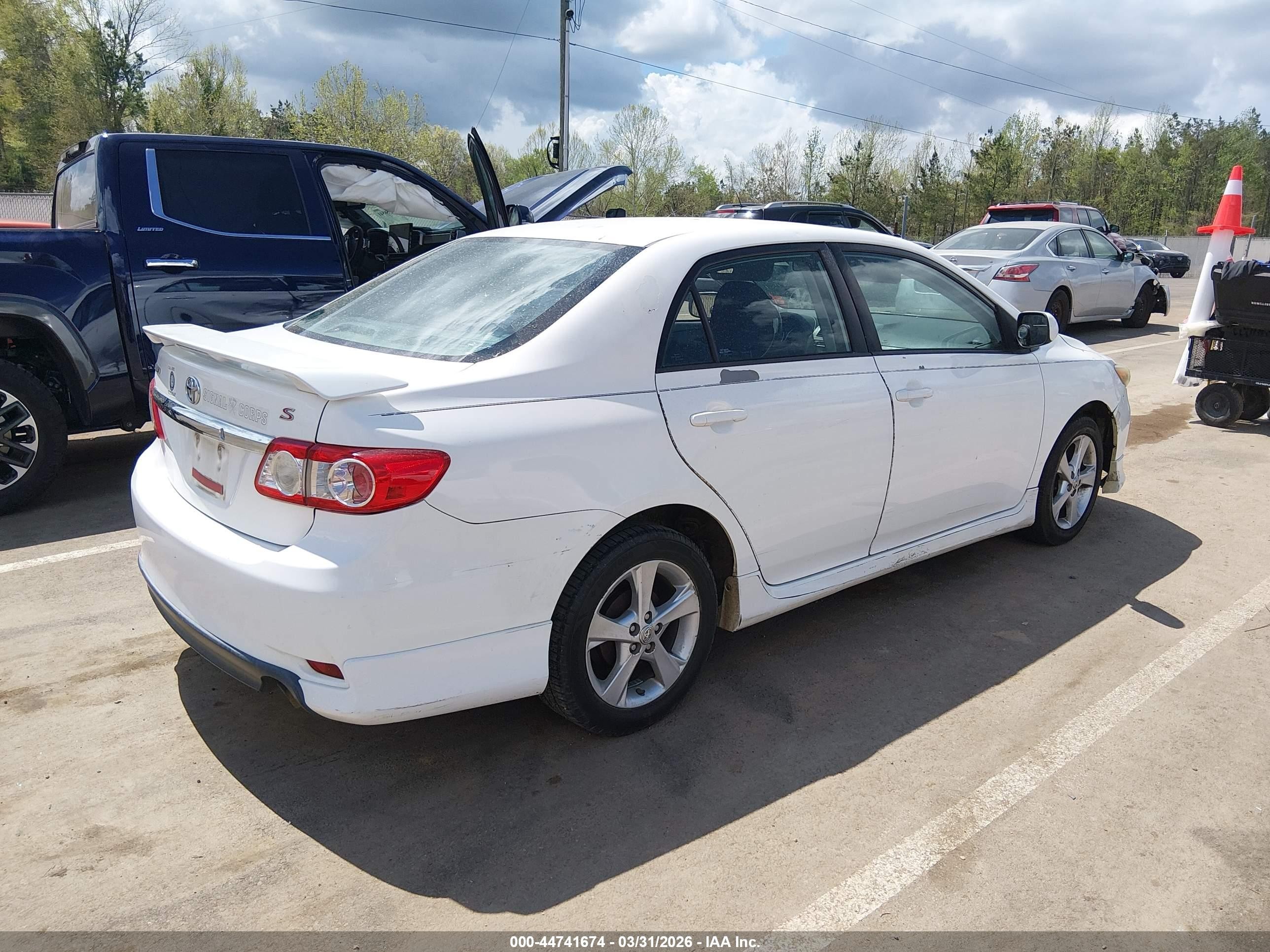 2012 Toyota Corolla S White vin: 5YFBU4EEXCP056790