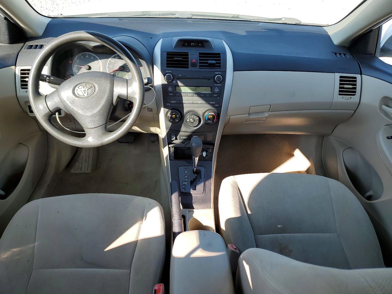 2012 Toyota Corolla L White vin: 5YFBU4EEXCP064730