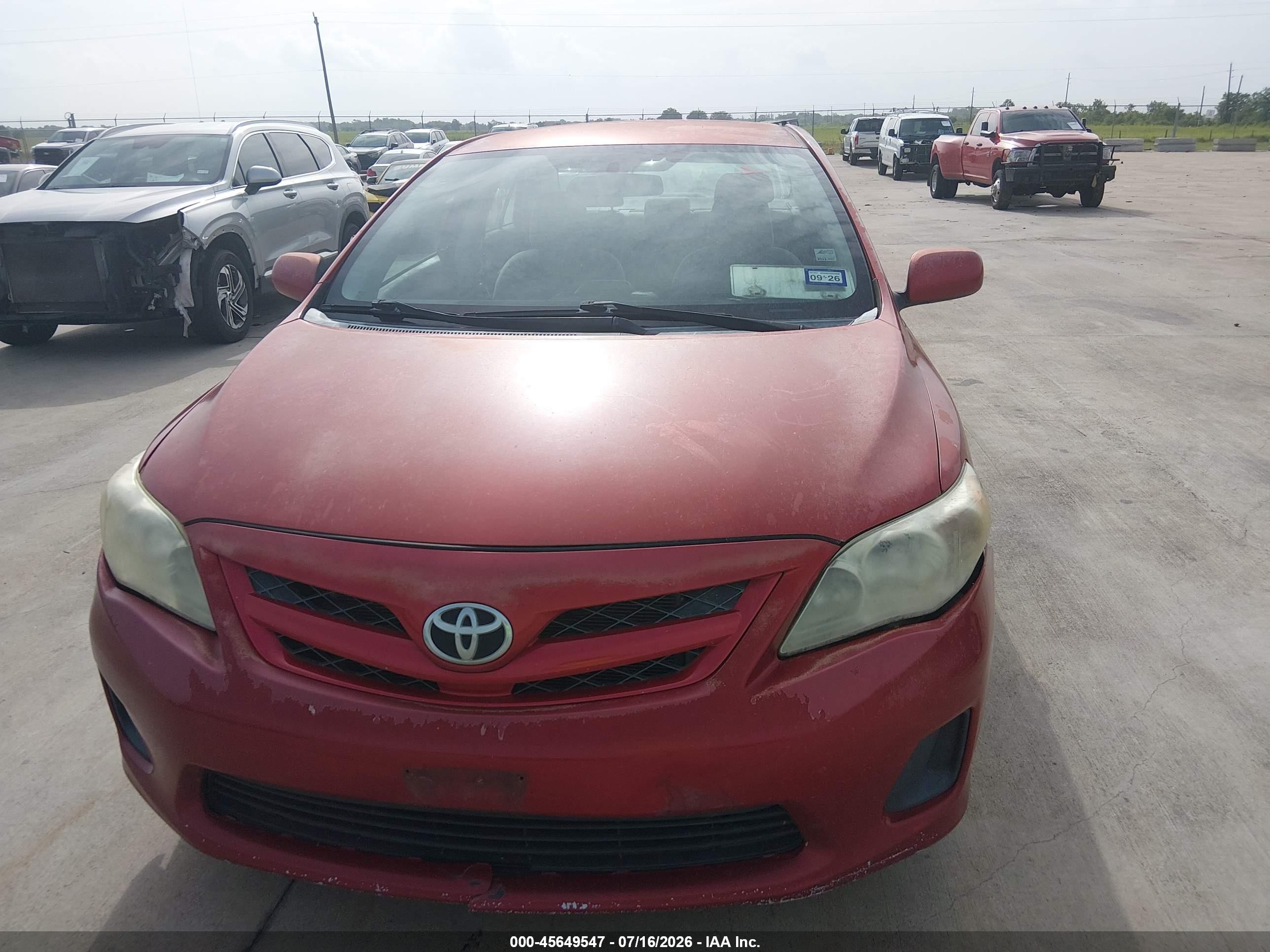 2012 Toyota Corolla Le Red vin: 5YFBU4EEXCP066347
