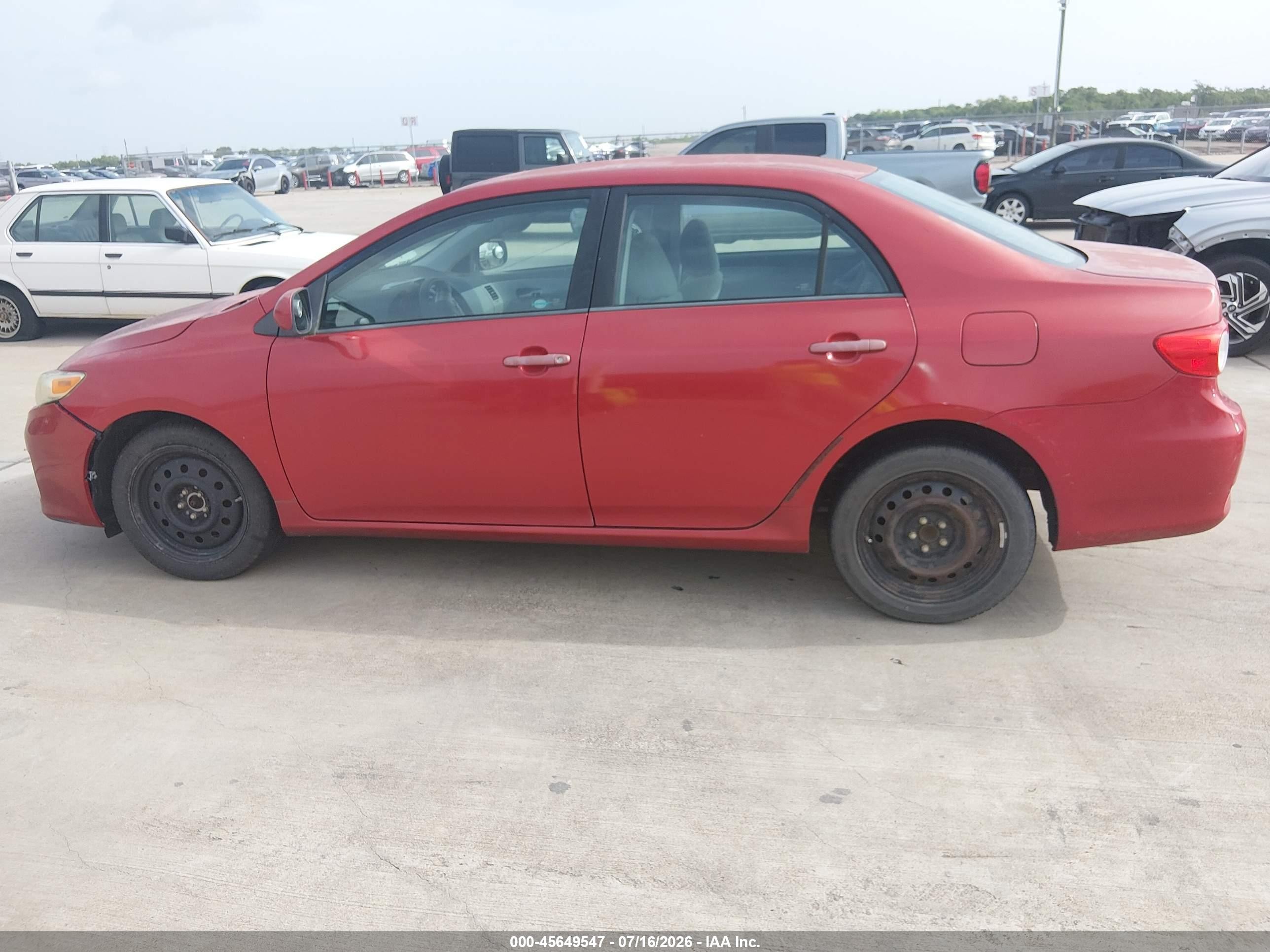 2012 Toyota Corolla Le Red vin: 5YFBU4EEXCP066347