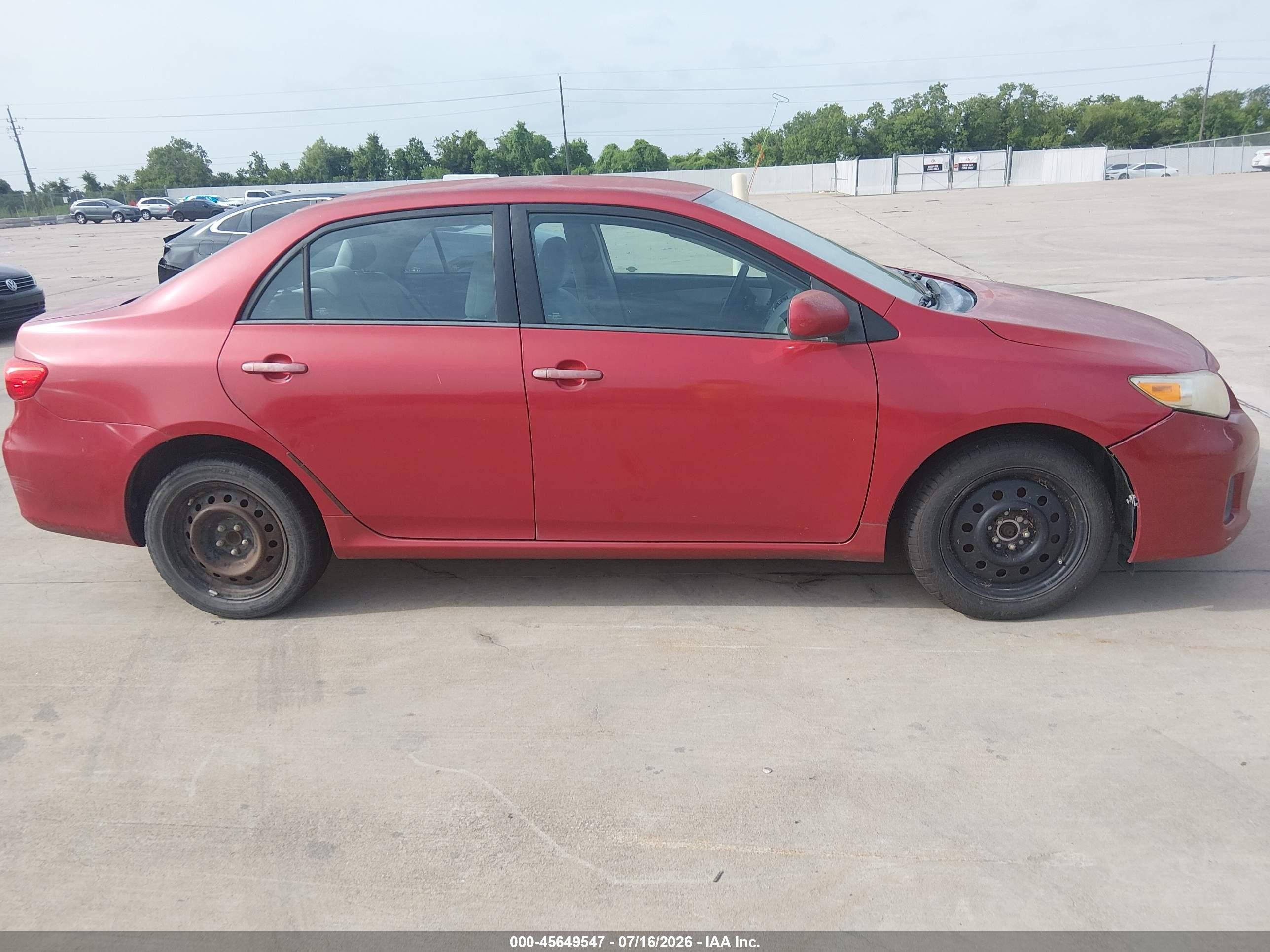 2012 Toyota Corolla Le Red vin: 5YFBU4EEXCP066347