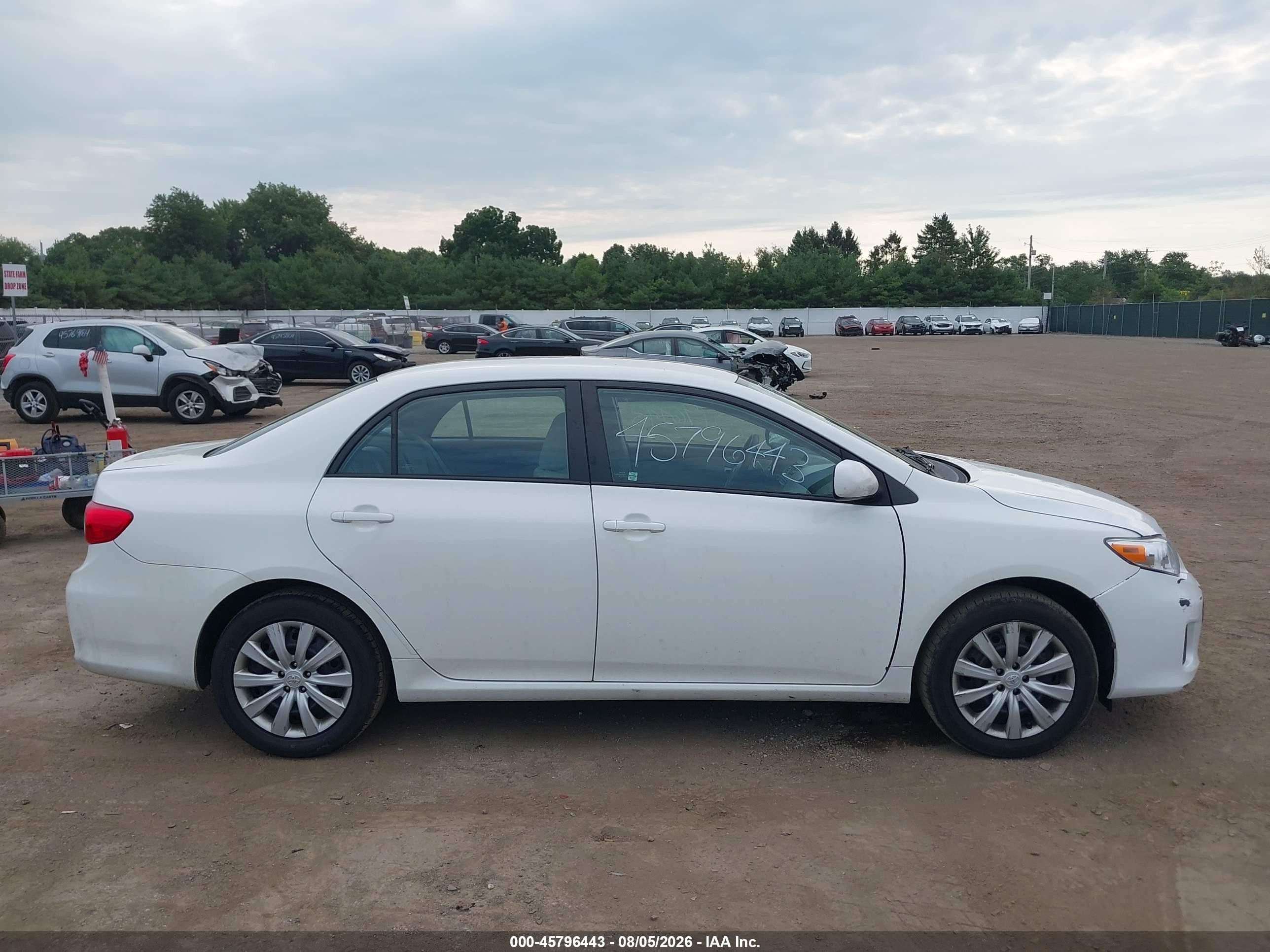 2012 Toyota Corolla Le Белый vin: 5YFBU4EEXCP067496