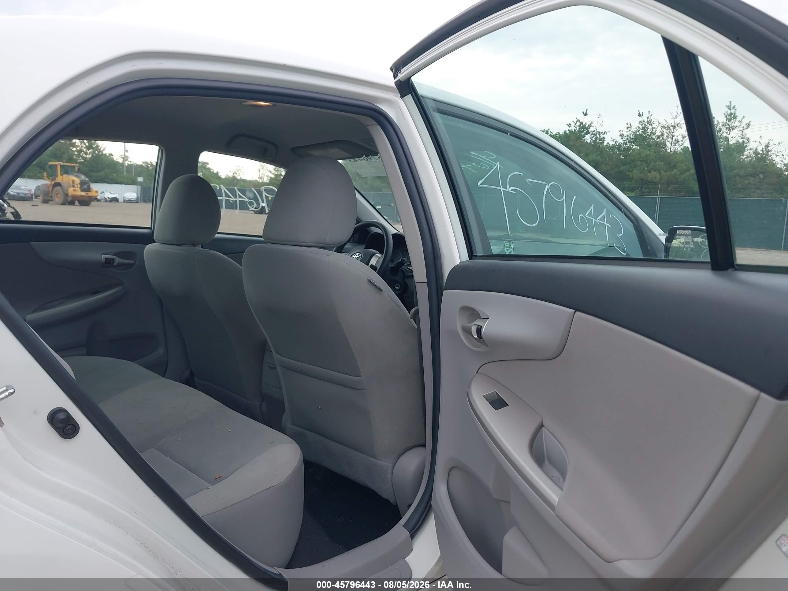 2012 Toyota Corolla Le Белый vin: 5YFBU4EEXCP067496