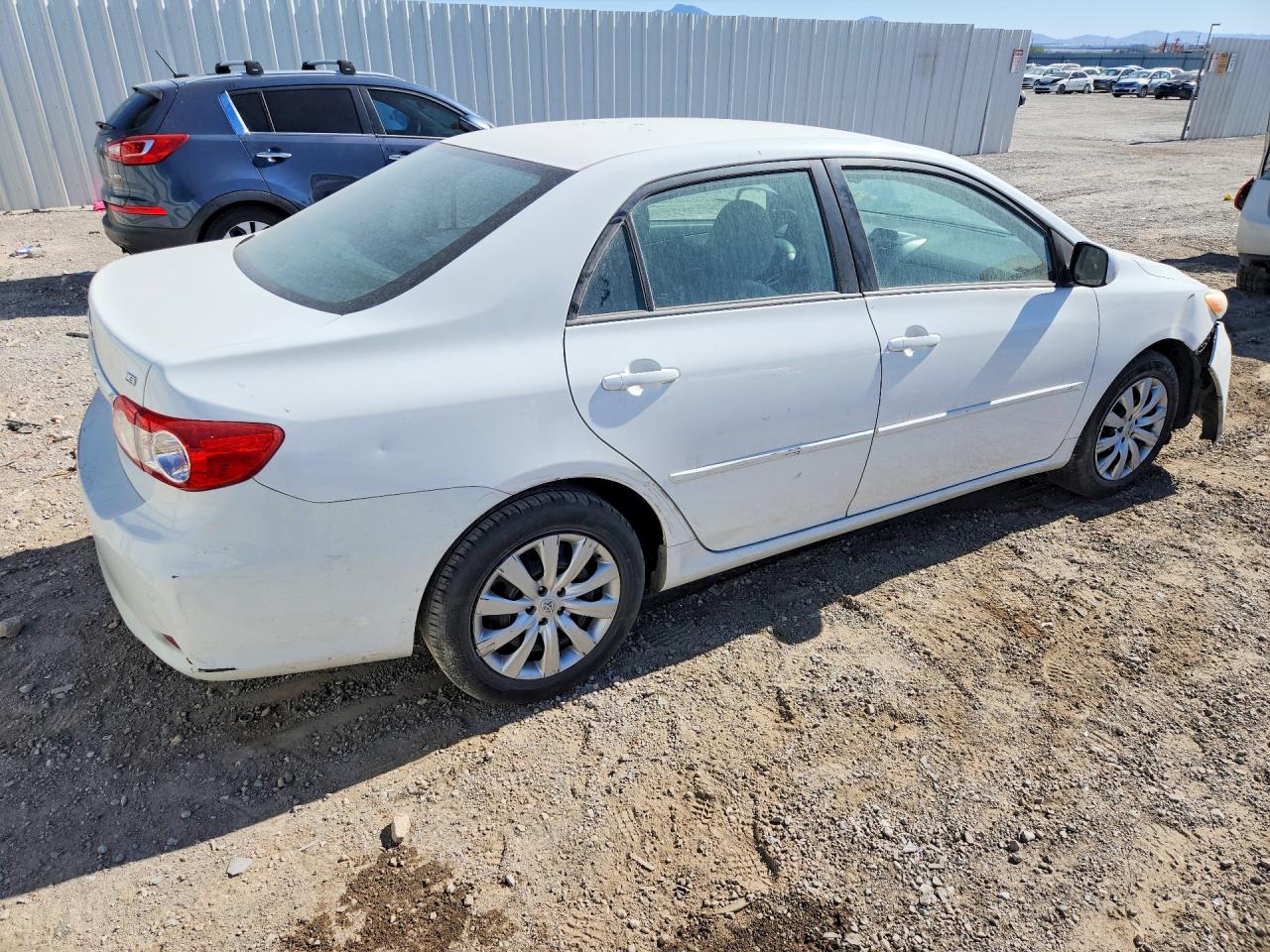 2012 Toyota Corolla Le White vin: 5YFBU4EEXCP070303