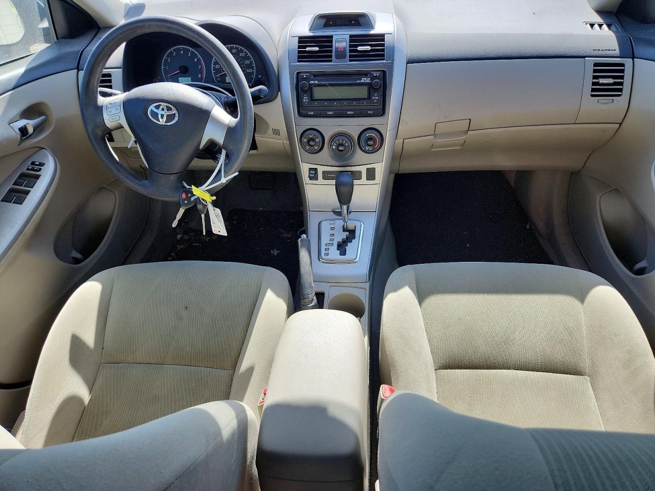 2012 Toyota Corolla Le White vin: 5YFBU4EEXCP070303
