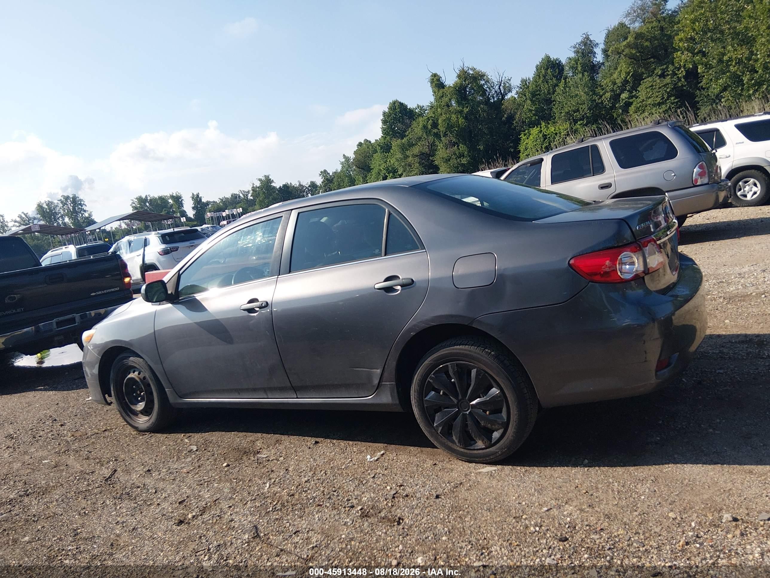 2013 Toyota Corolla Le Gray vin: 5YFBU4EEXDP078063