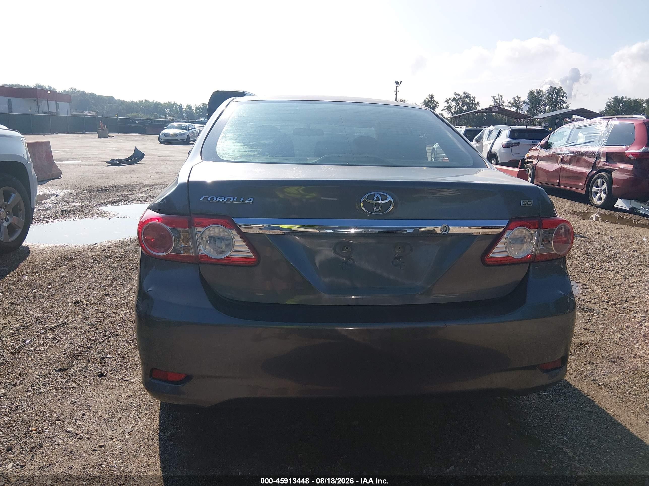 2013 Toyota Corolla Le Gray vin: 5YFBU4EEXDP078063