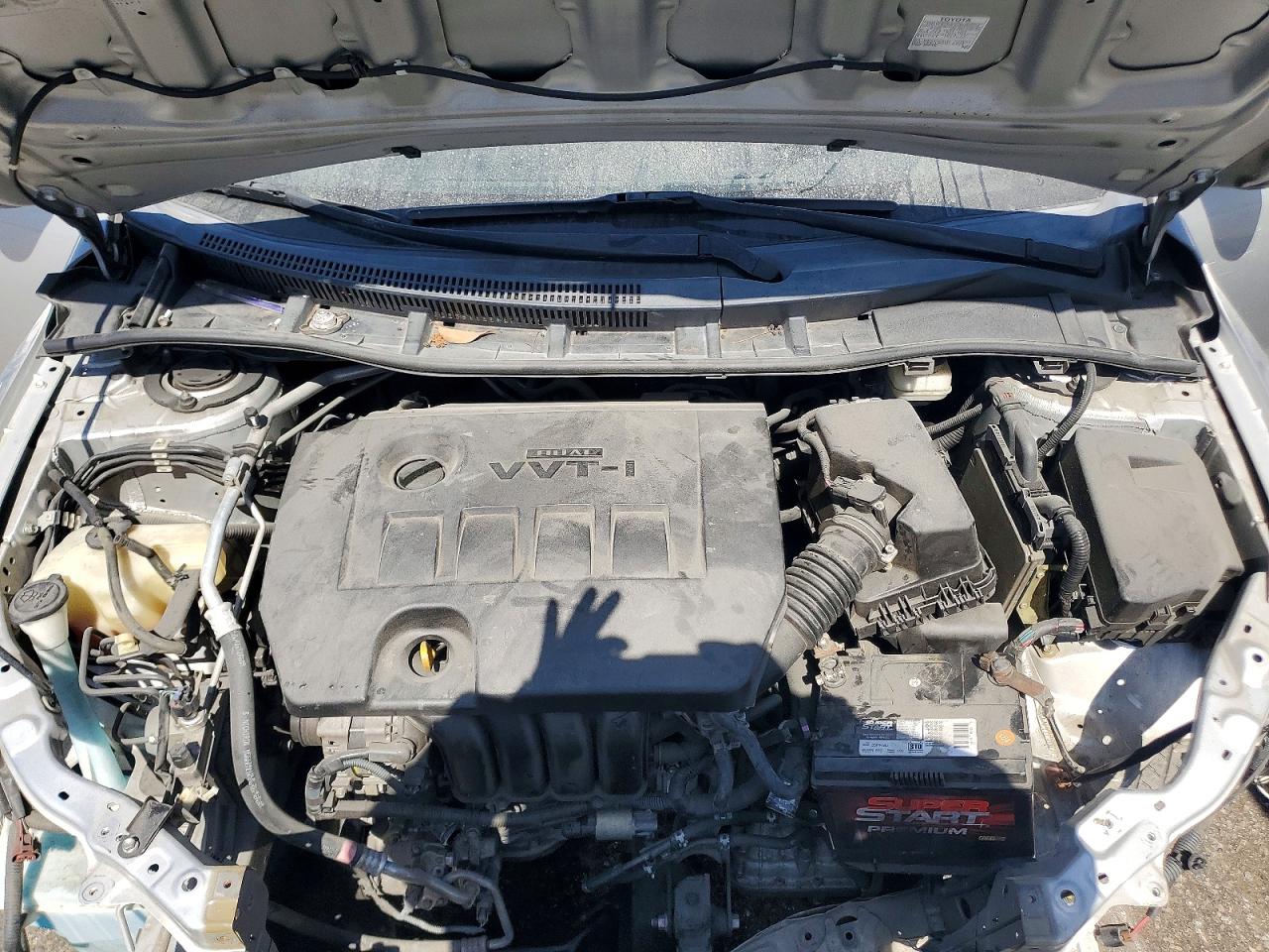 2013 Toyota Corolla Le Silver vin: 5YFBU4EEXDP082341
